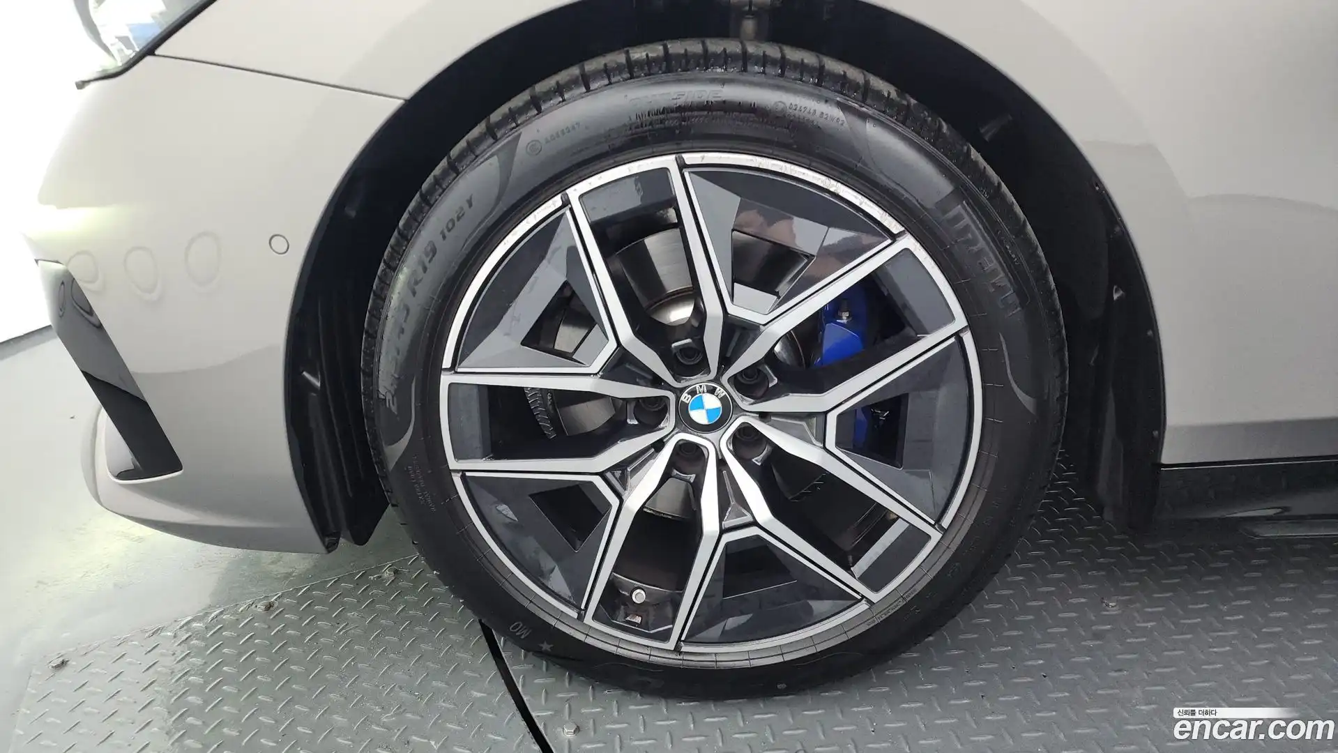5-Series BMW 2025.0-OUTER-005