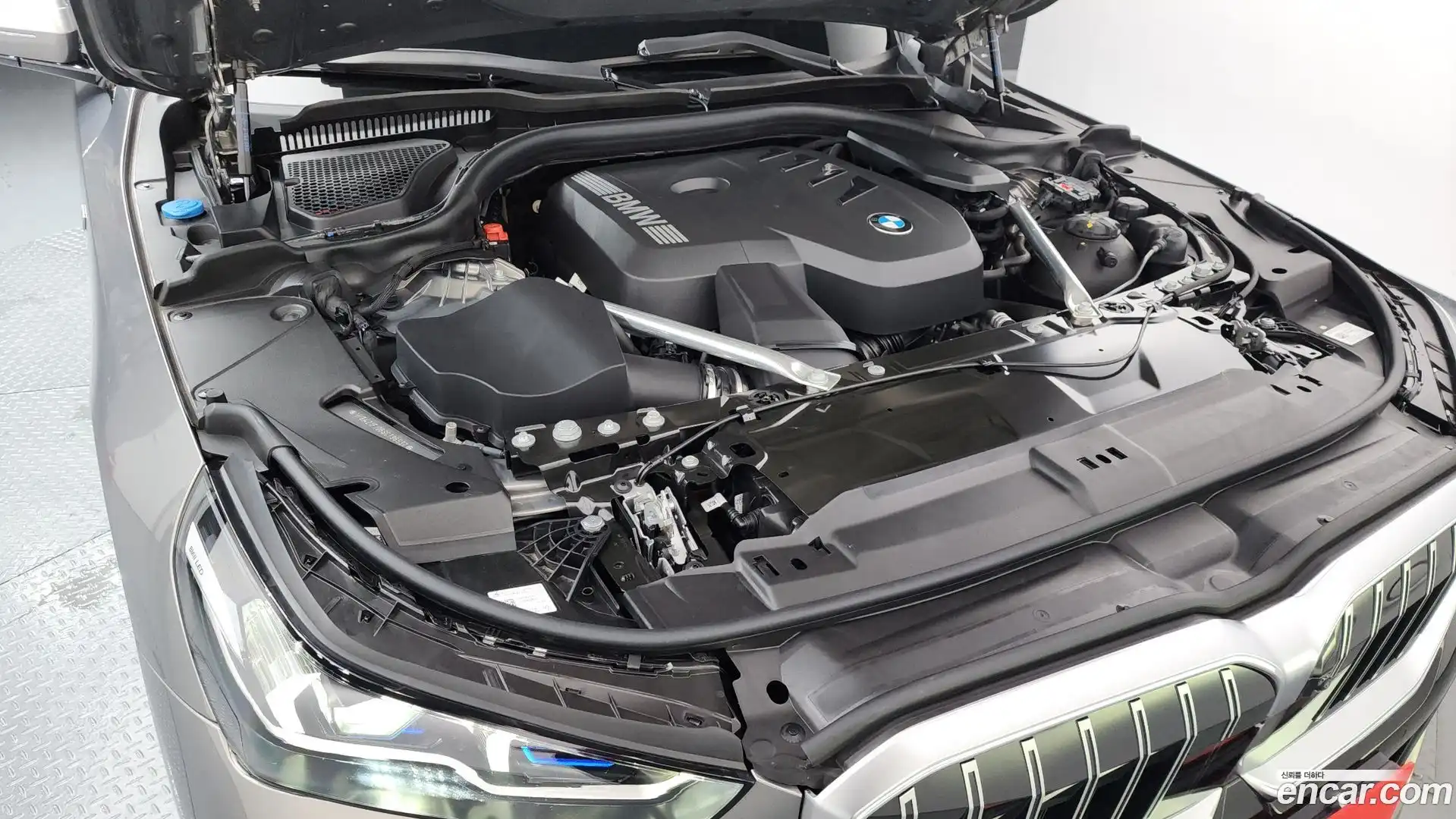 5-Series BMW 2025.0-OUTER-006