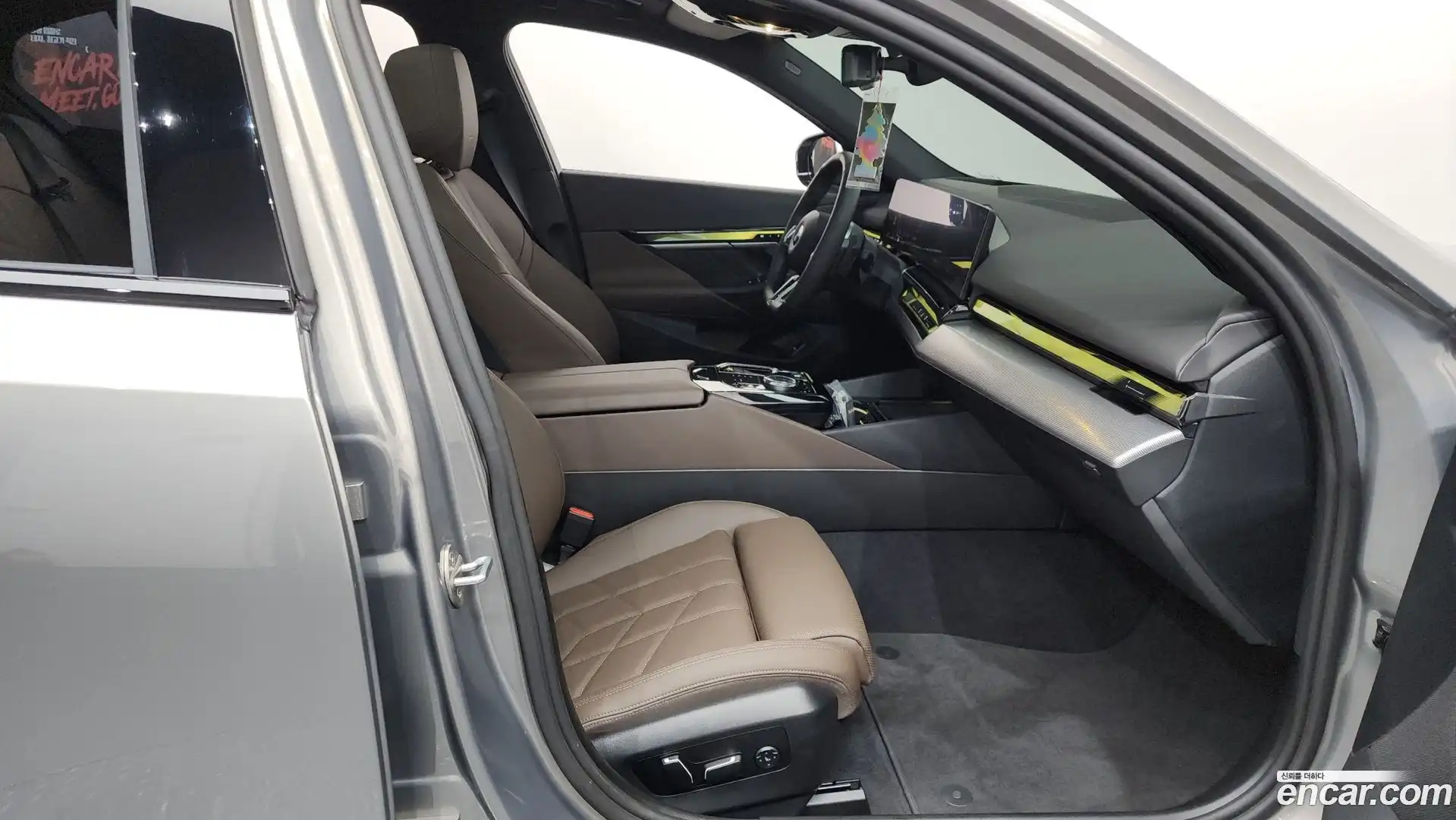 5-Series BMW 2025.0-INNER-036