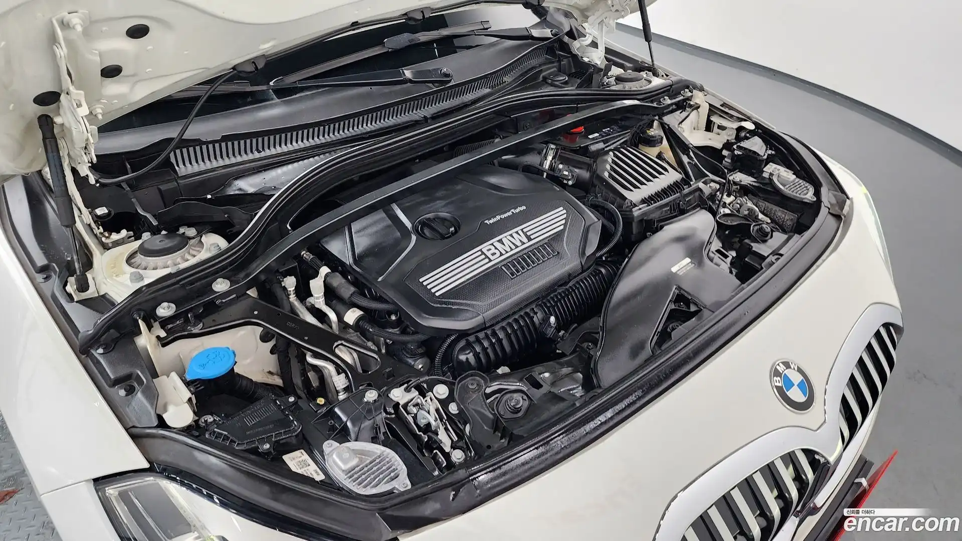 1-Series BMW 2023.5-OUTER-006