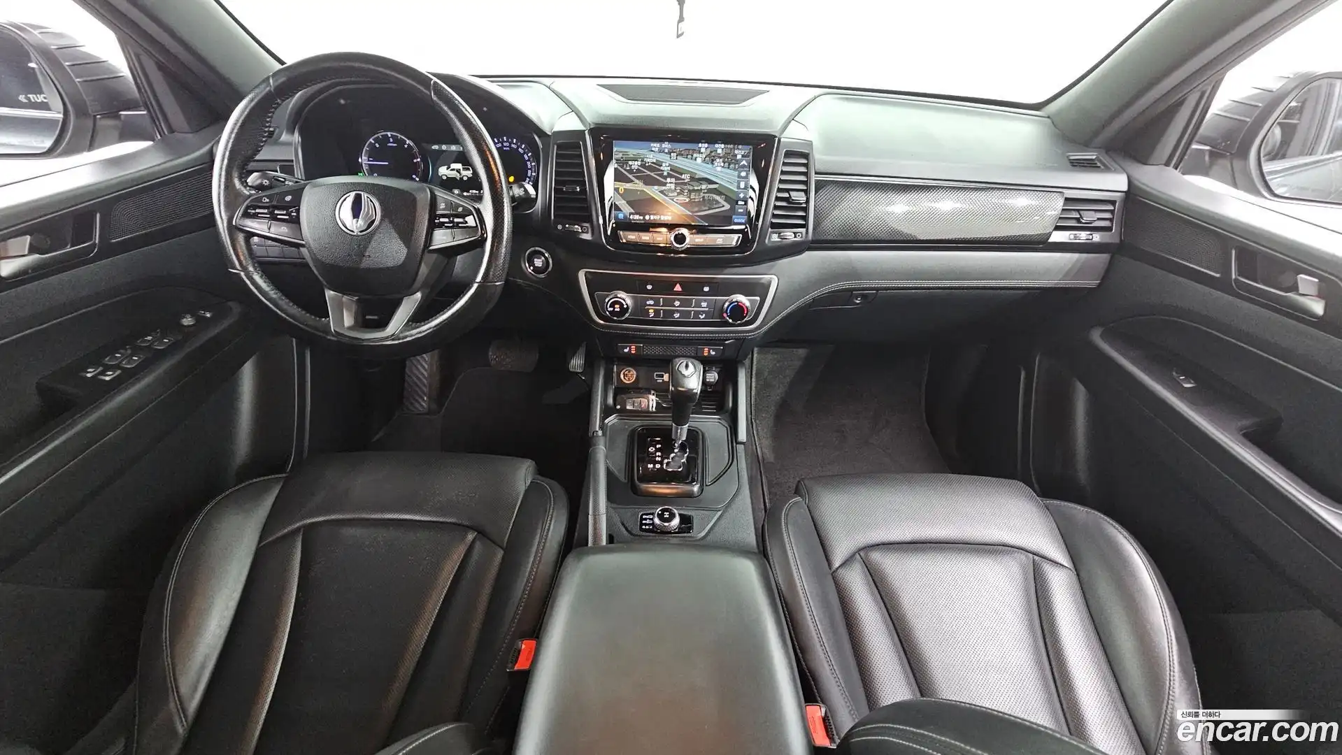 Rexton KG Mobility 2020.0-INNER-007