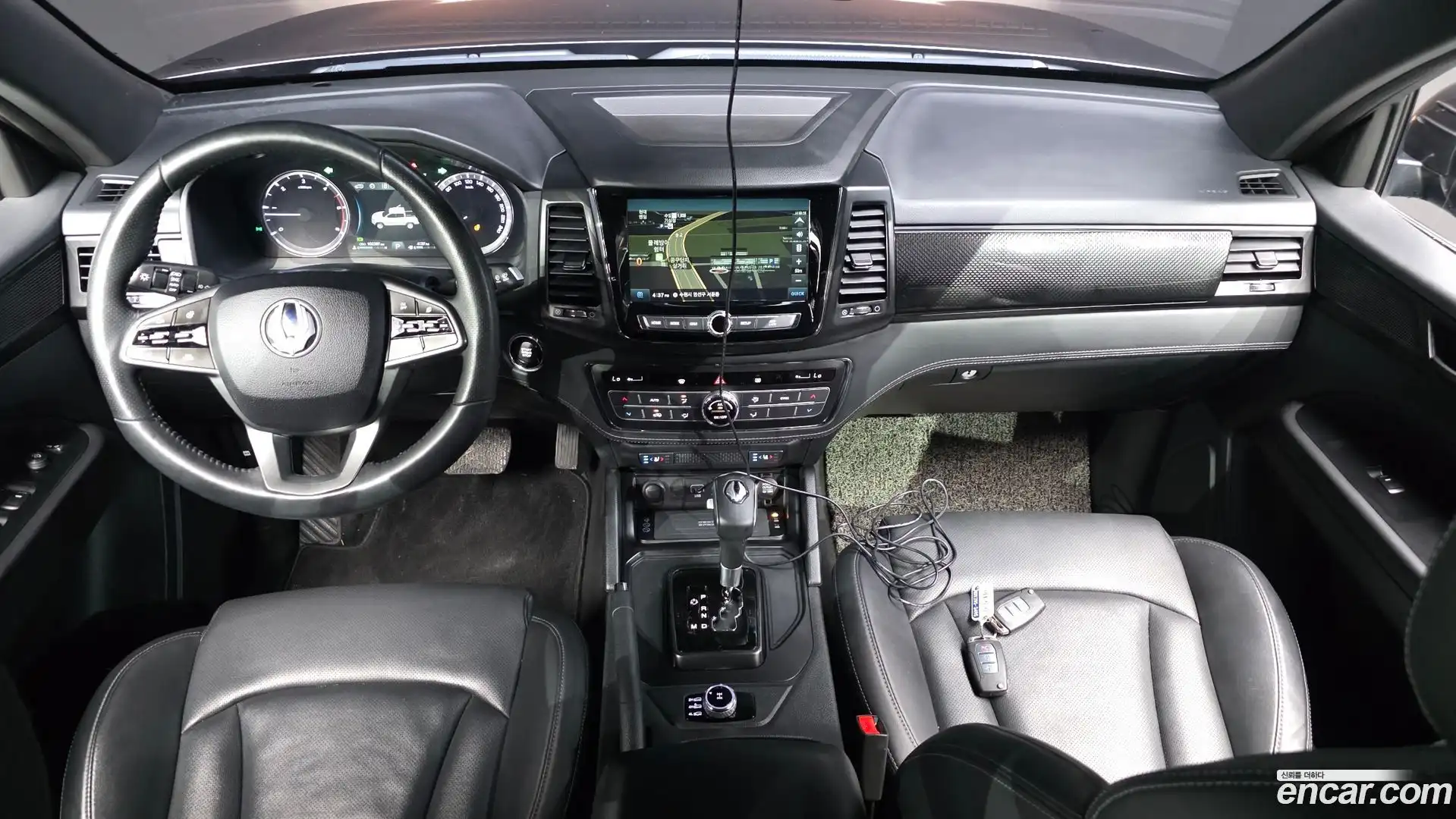 Rexton KG Mobility 2020.0-INNER-007