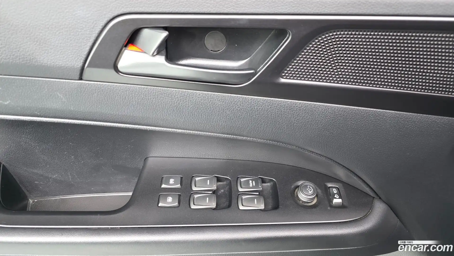 Rexton KG Mobility 2020.0-OPTION-042
