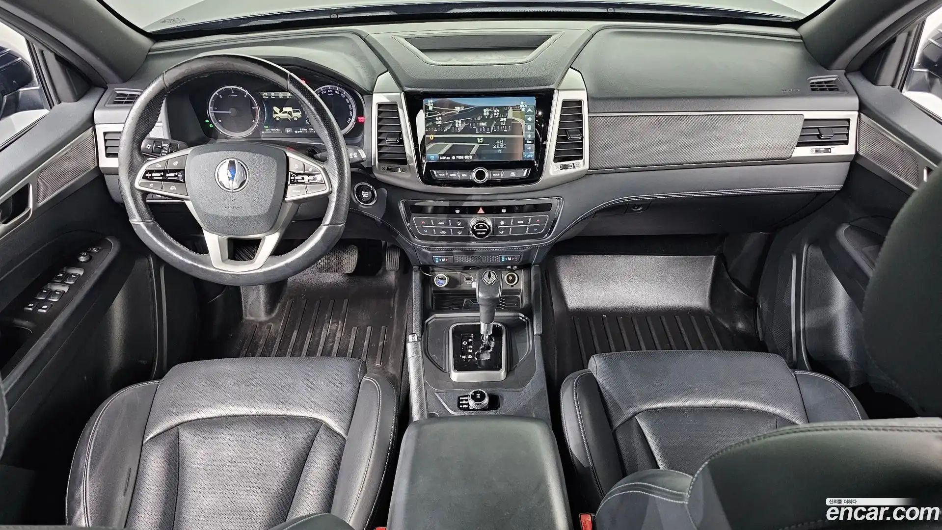 Rexton KG Mobility 2019.5-INNER-007