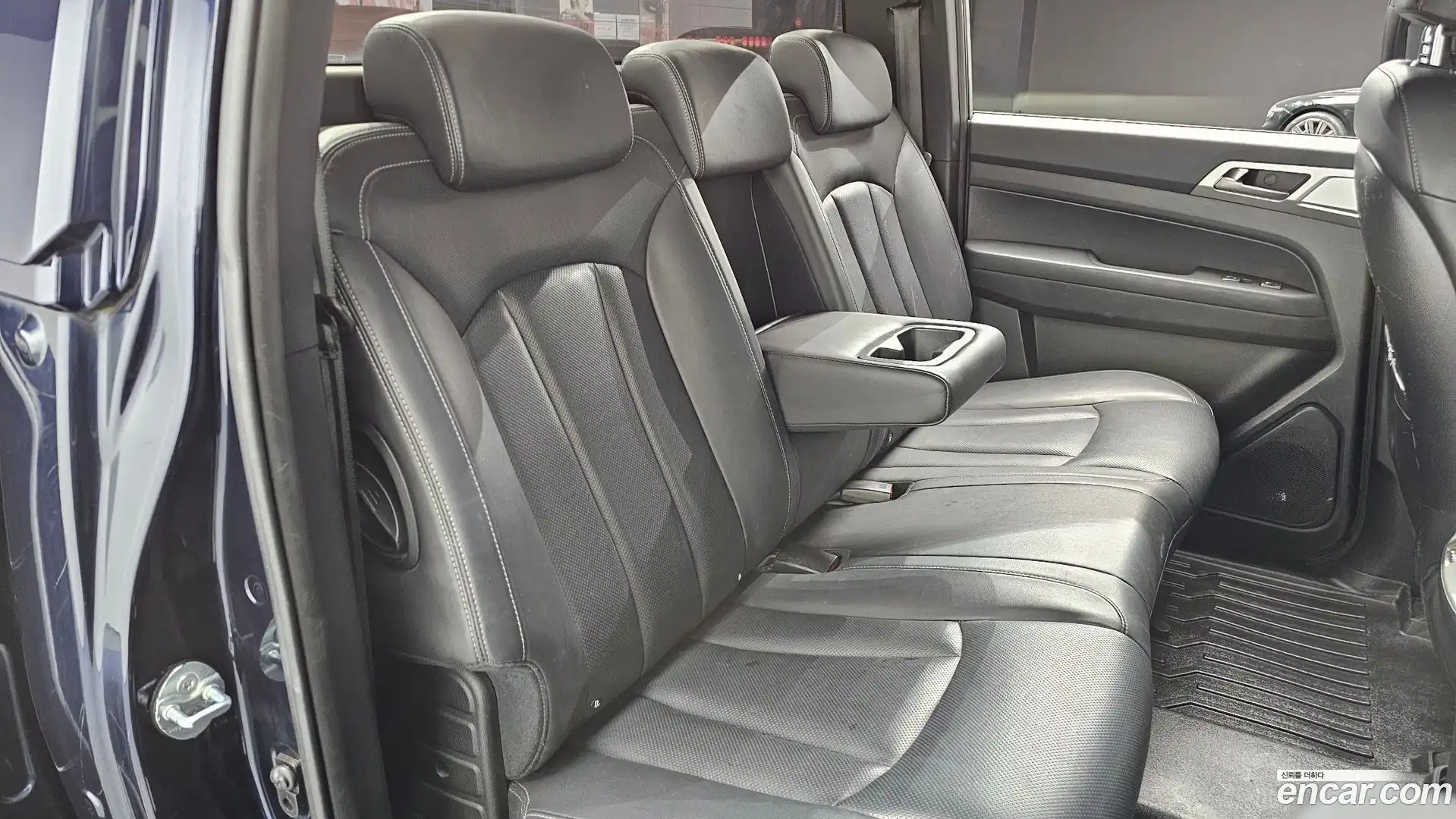 Rexton KG Mobility 2019.5-OPTION-015