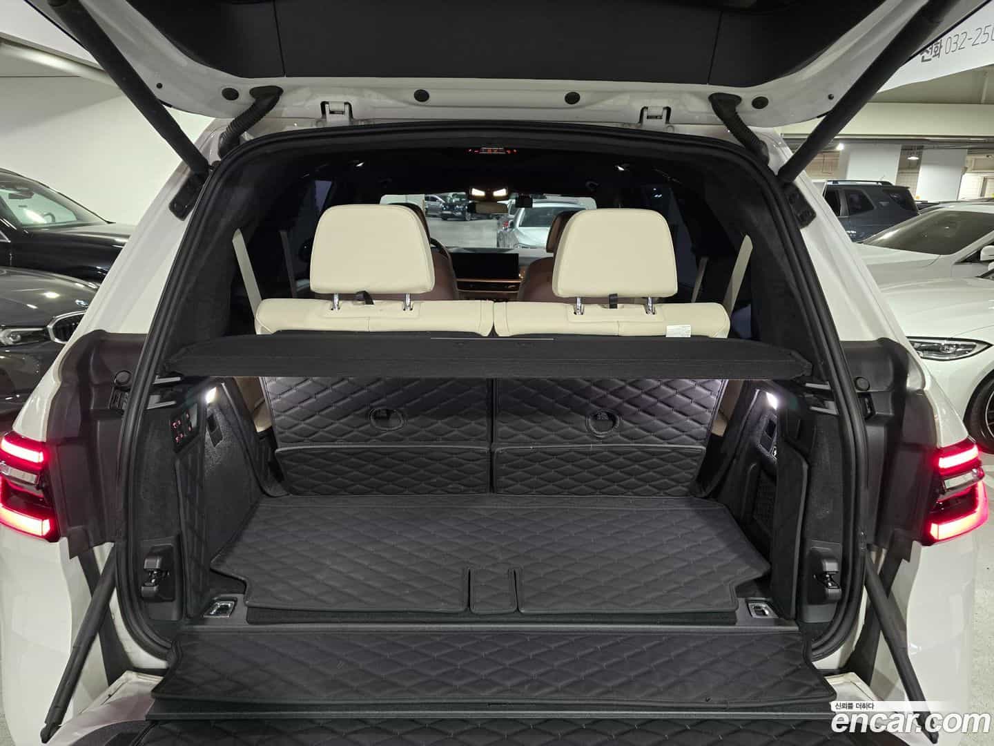 X7 BMW 2023.2-INNER-007