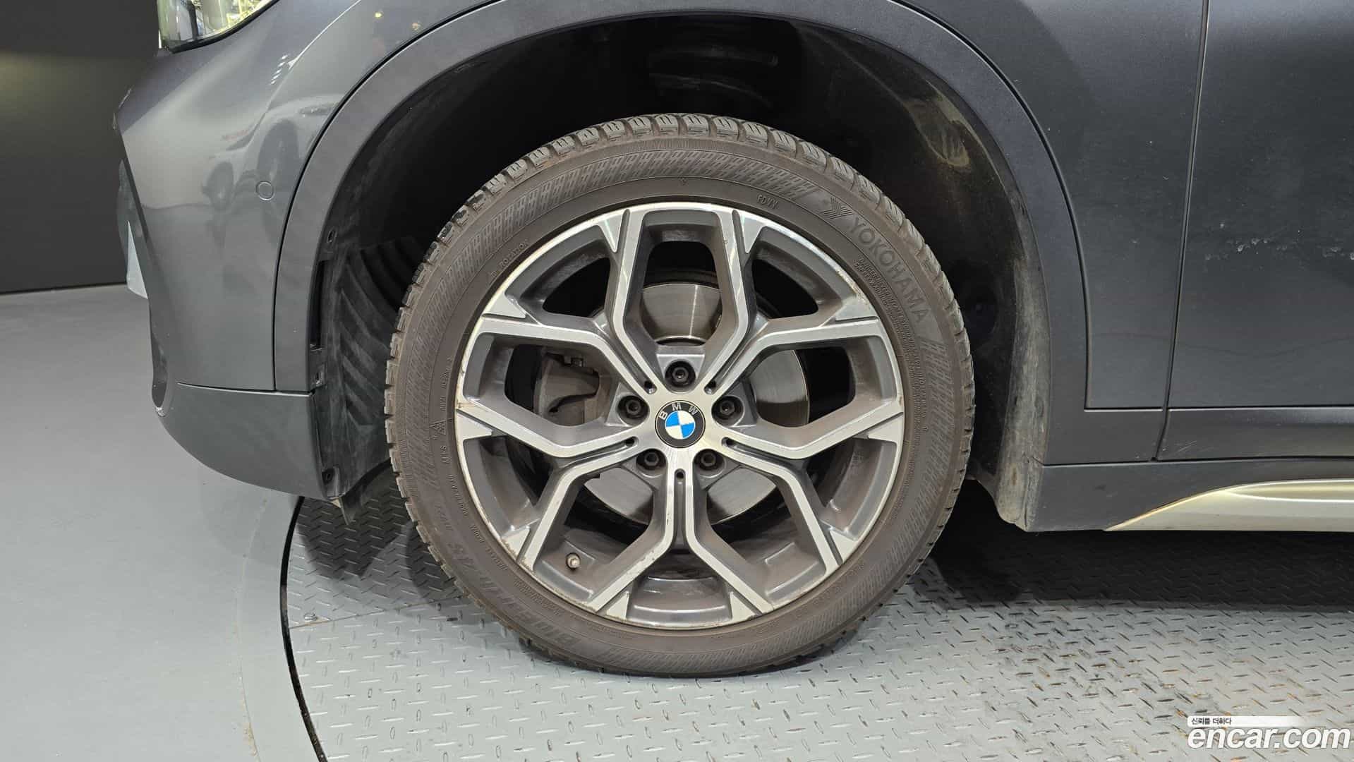 X1 BMW 2020.11-OUTER-005