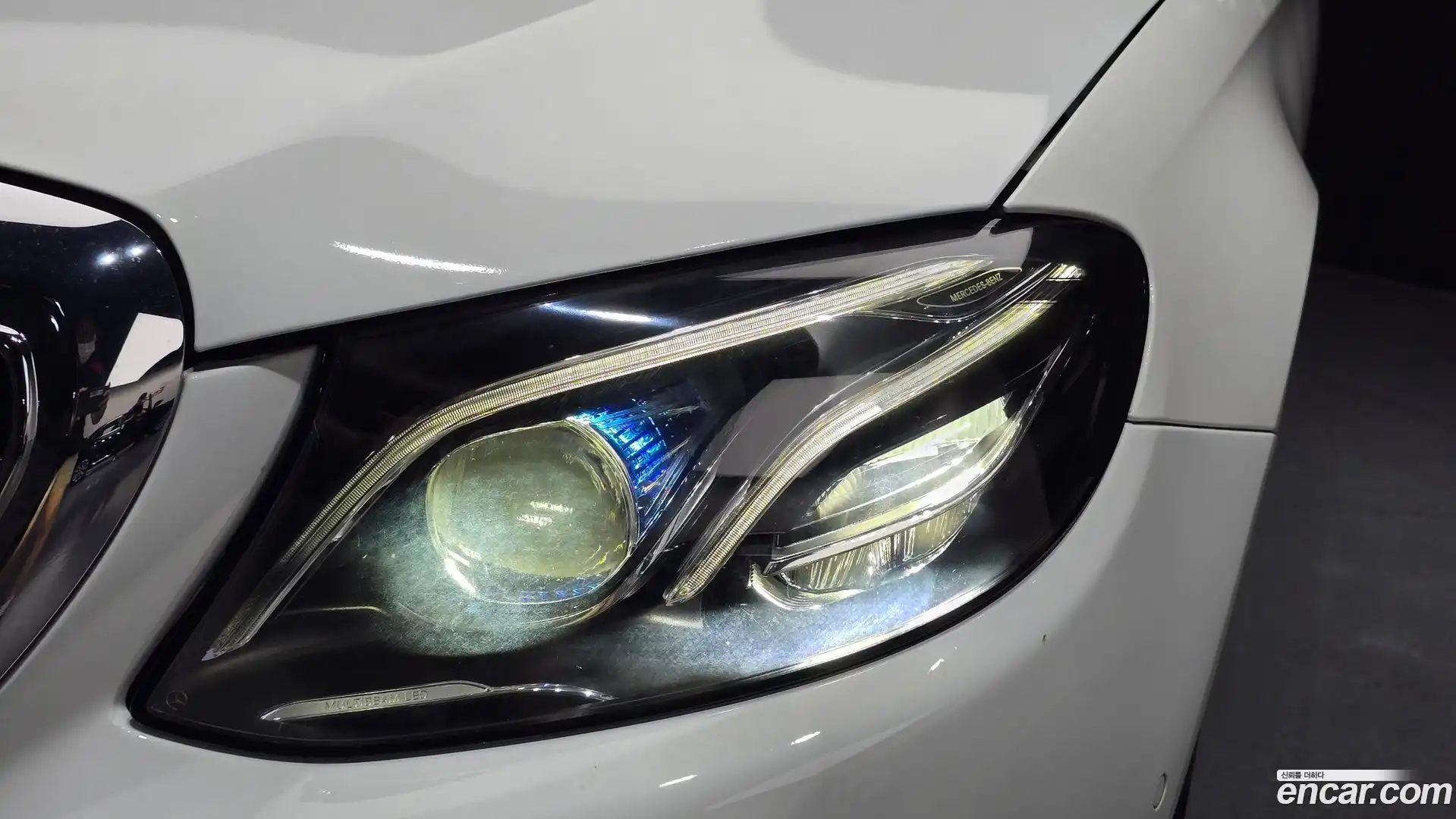 E-Class Mercedes-Benz 2019.6-OUTER-032