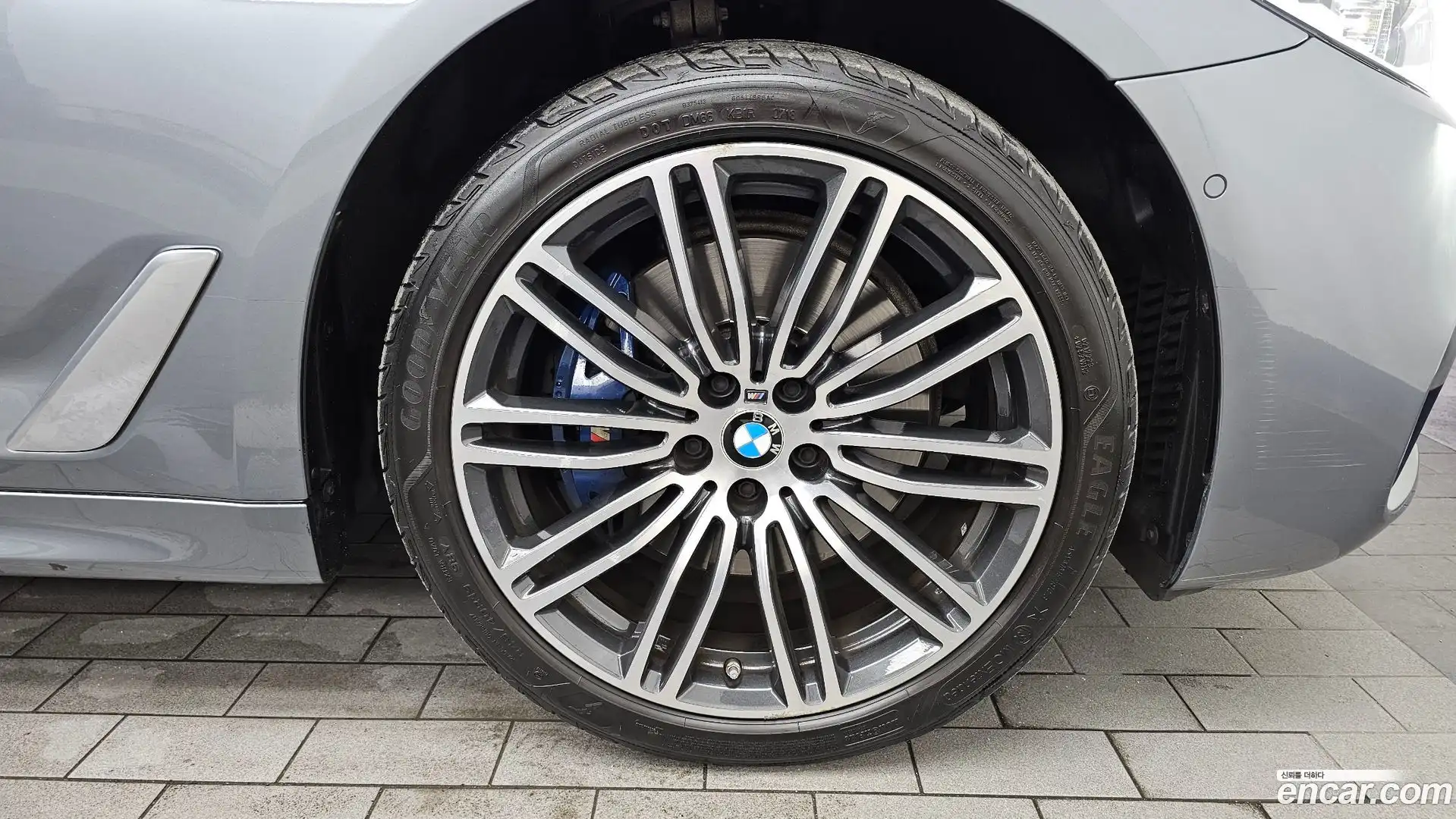5-Series BMW 2018.11-OUTER-031