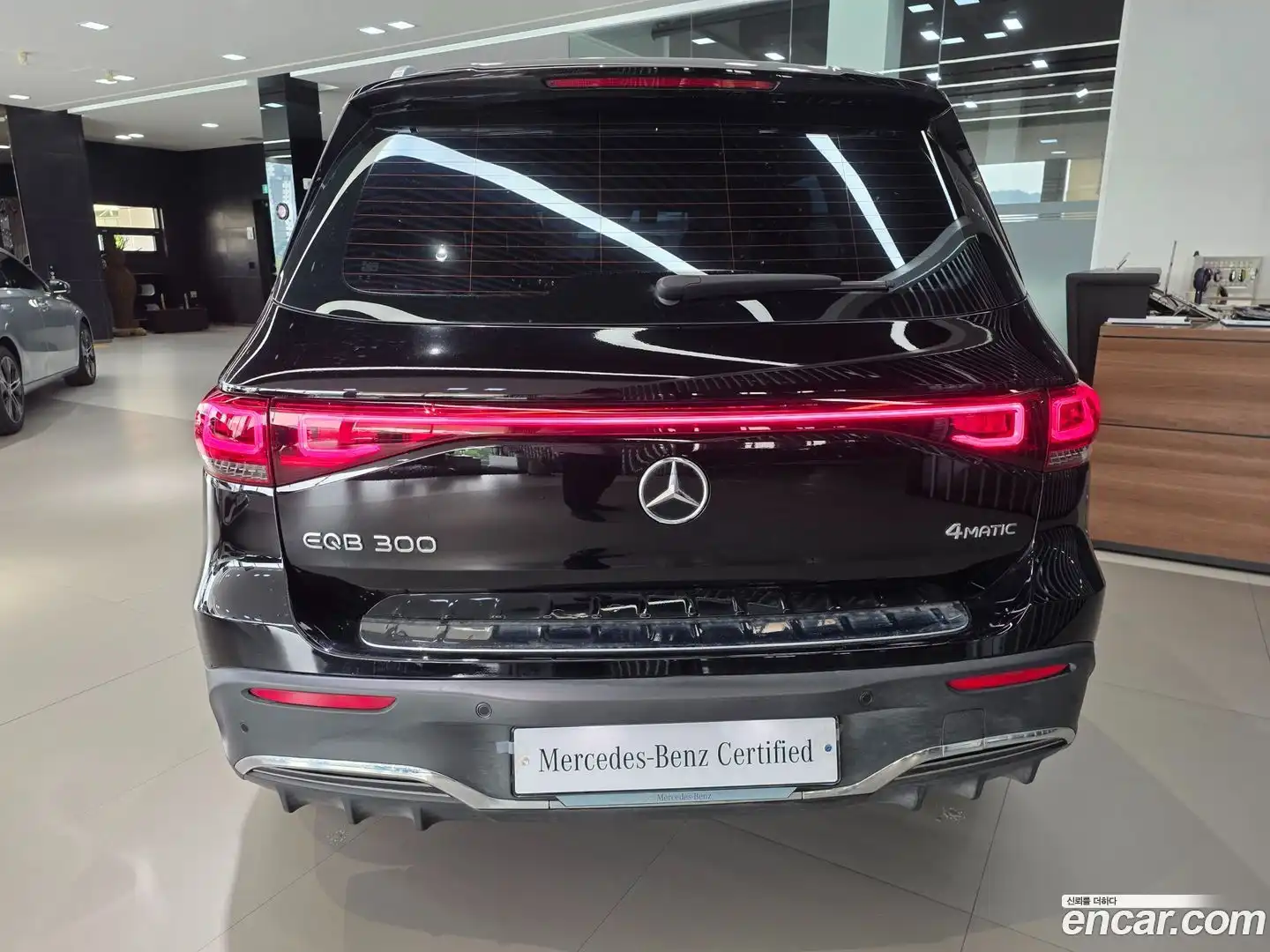 EQB Mercedes-Benz 2023.11-OUTER-004