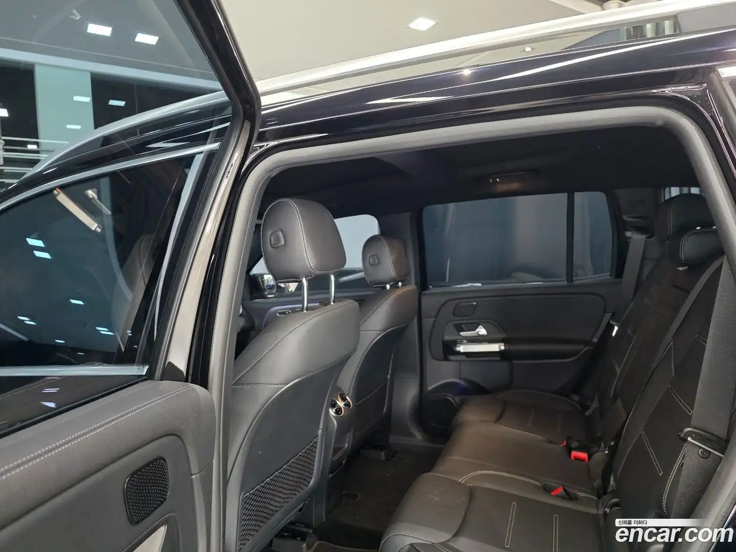 EQB Mercedes-Benz 2023.11-OPTION-015