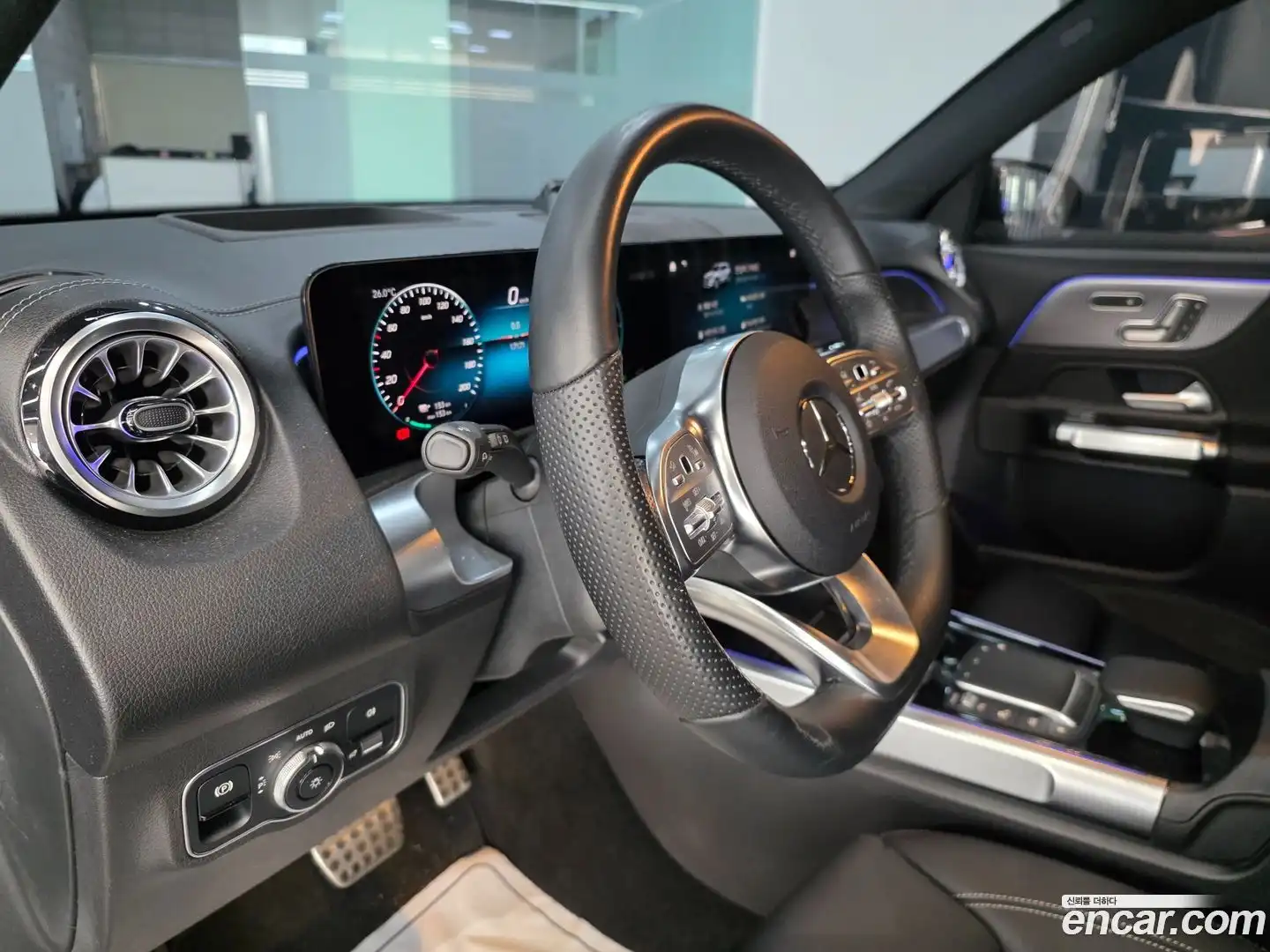 EQB Mercedes-Benz 2023.11-OPTION-017