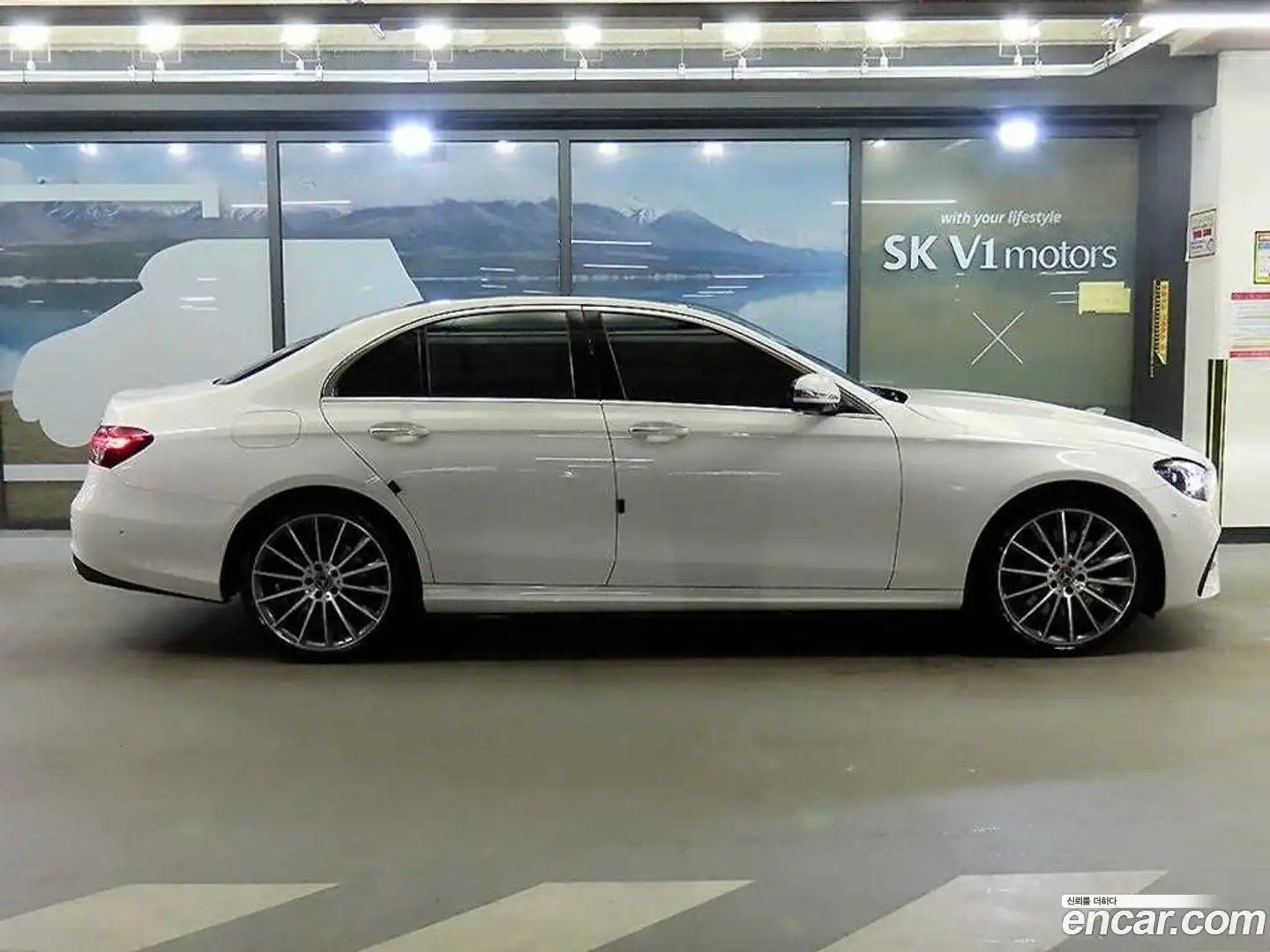 E-Class Mercedes-Benz 2021.3-OUTER-003