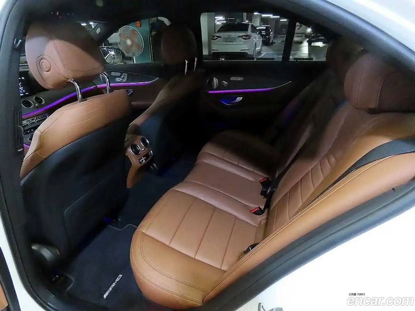 E-Class Mercedes-Benz 2021.3-INNER-007