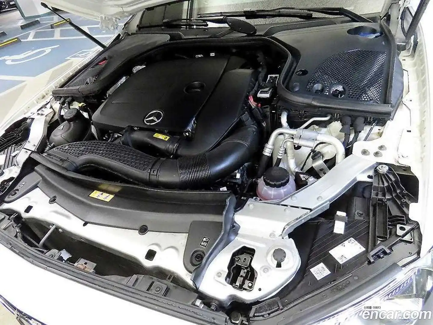E-Class Mercedes-Benz 2021.3-OPTION-023