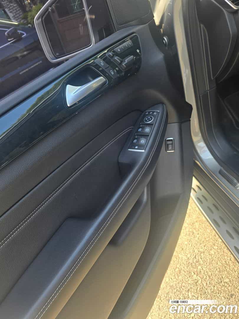 M-class Mercedes-Benz 2014.4-OPTION-017