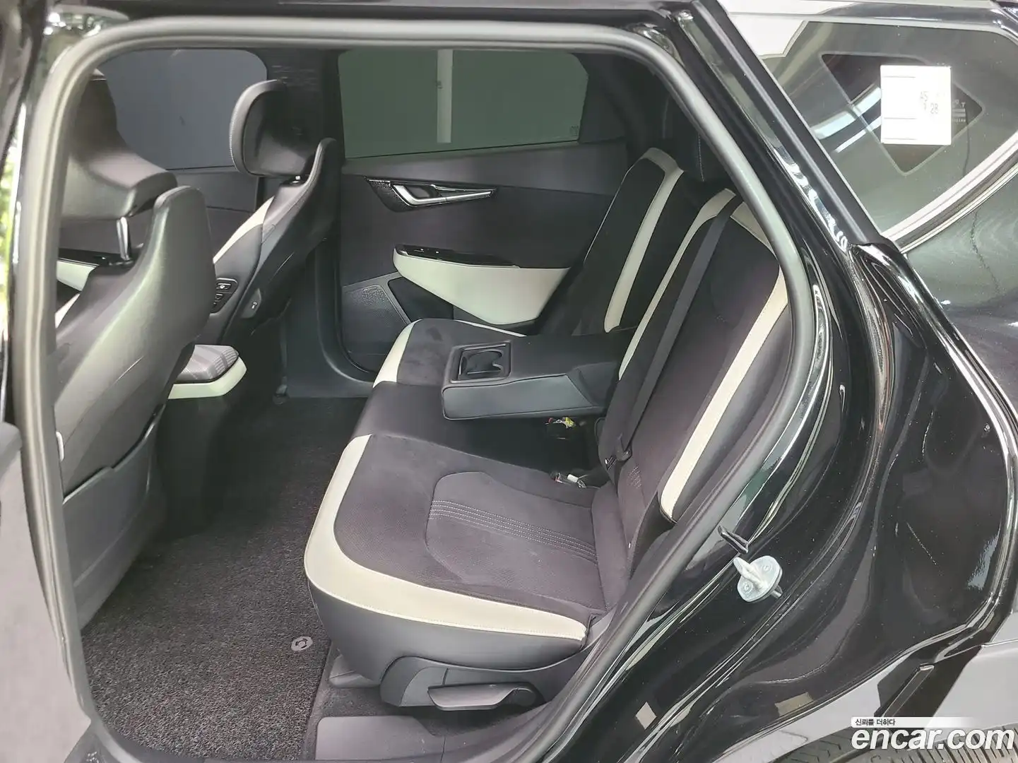 EV6 Kia 2023.4-INNER-007
