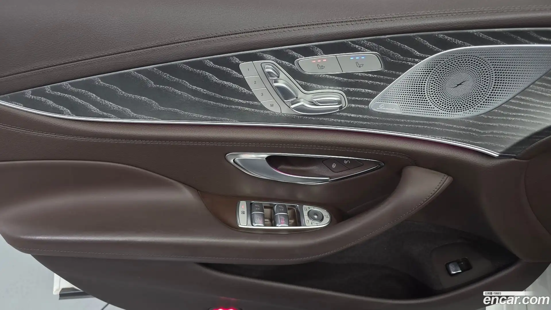 CLS-Class Mercedes-Benz 2021.3-INNER-034