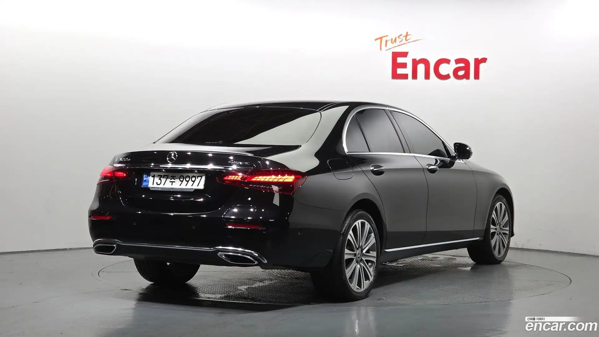 E-Class Mercedes-Benz 2023.3-OUTER-002