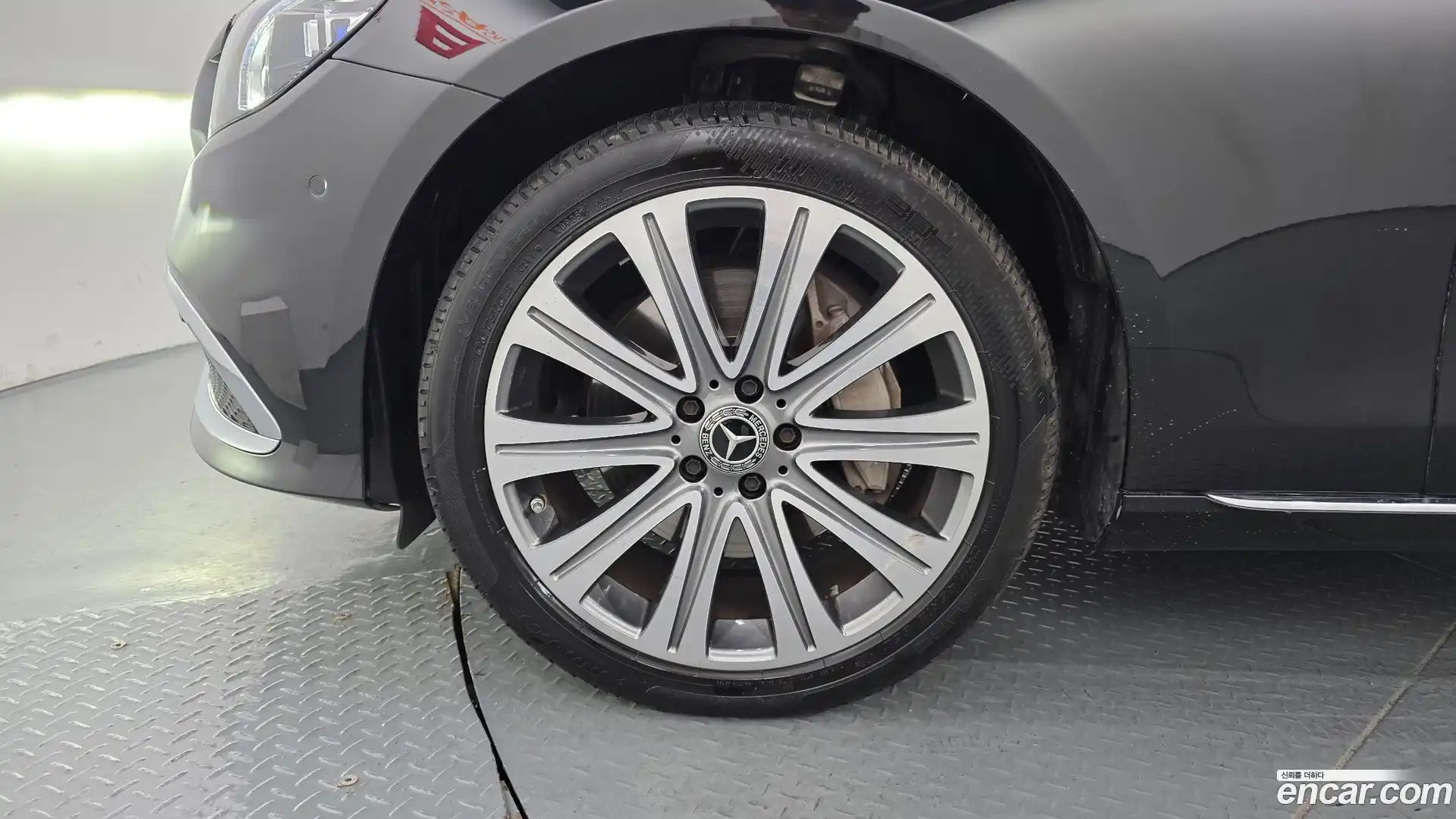 E-Class Mercedes-Benz 2023.3-OUTER-005