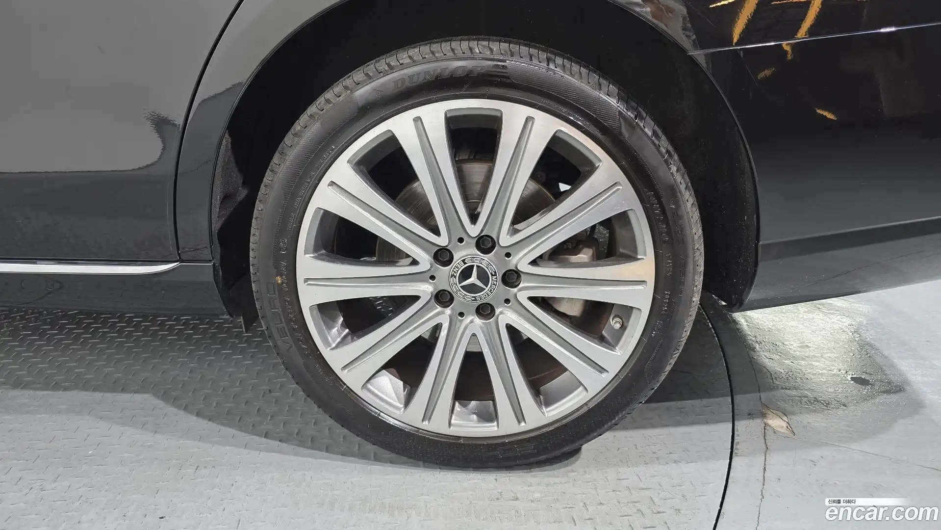E-Class Mercedes-Benz 2023.3-OUTER-031