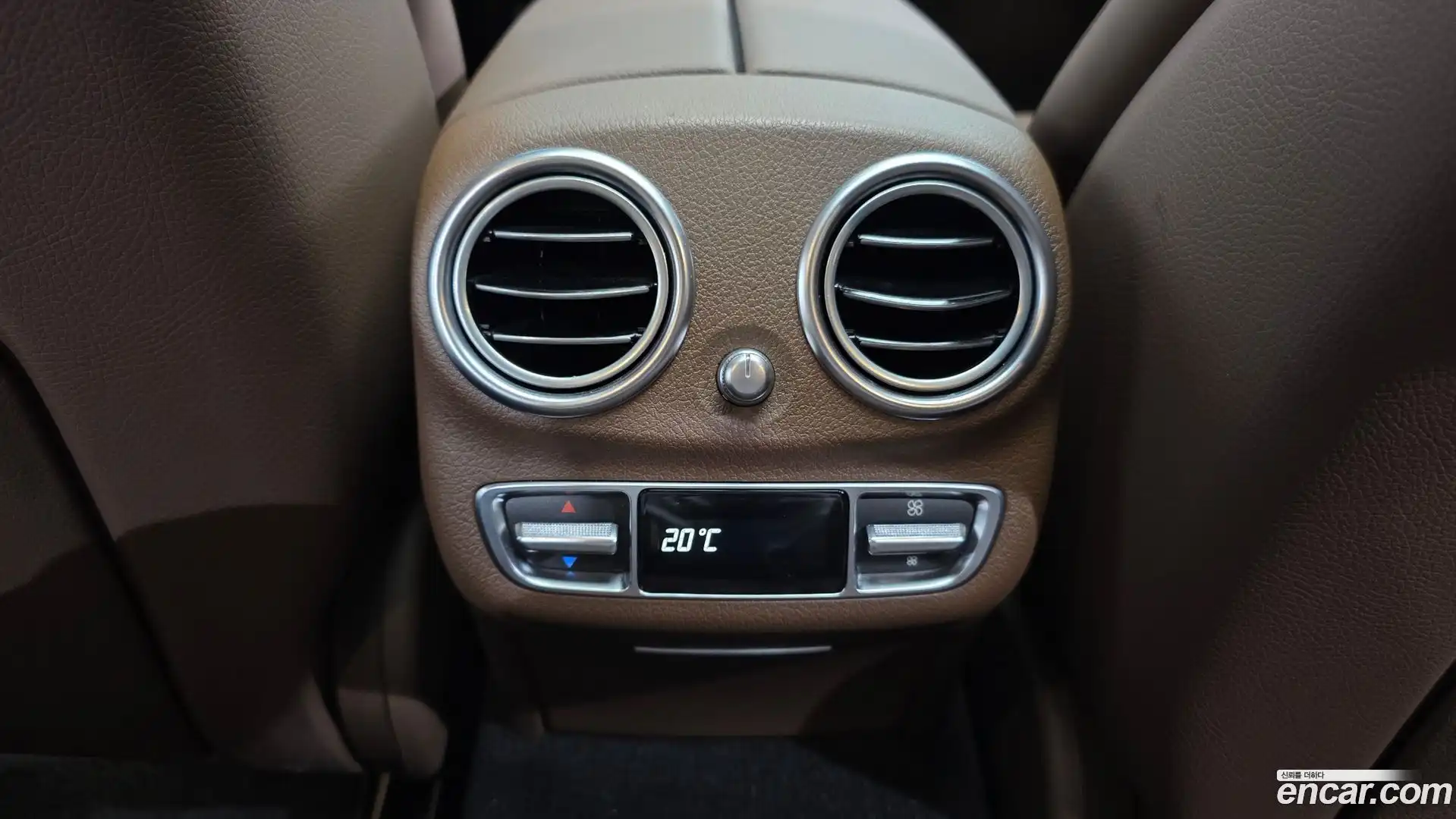 E-Class Mercedes-Benz 2023.3-OPTION-040