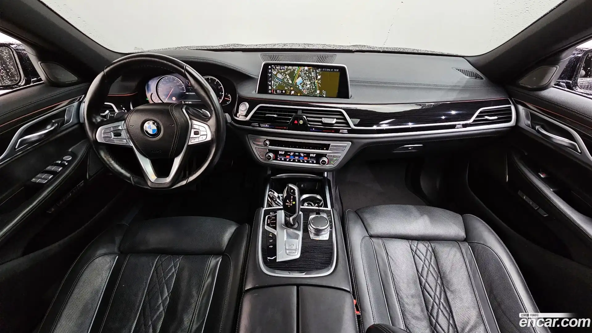 7-Series BMW 2017.9-INNER-007