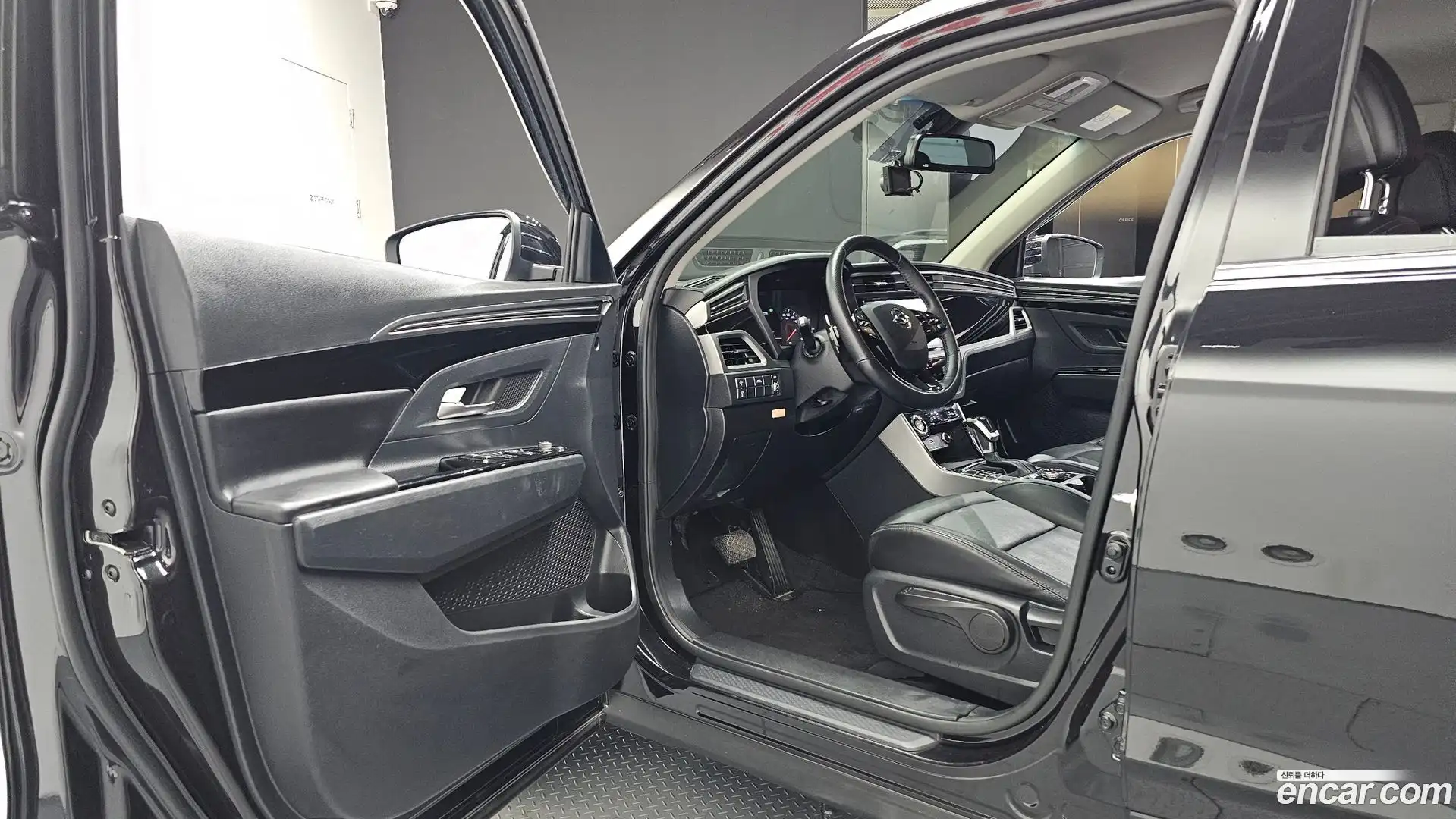 KORANDO KG Mobility 2020.6-INNER-010