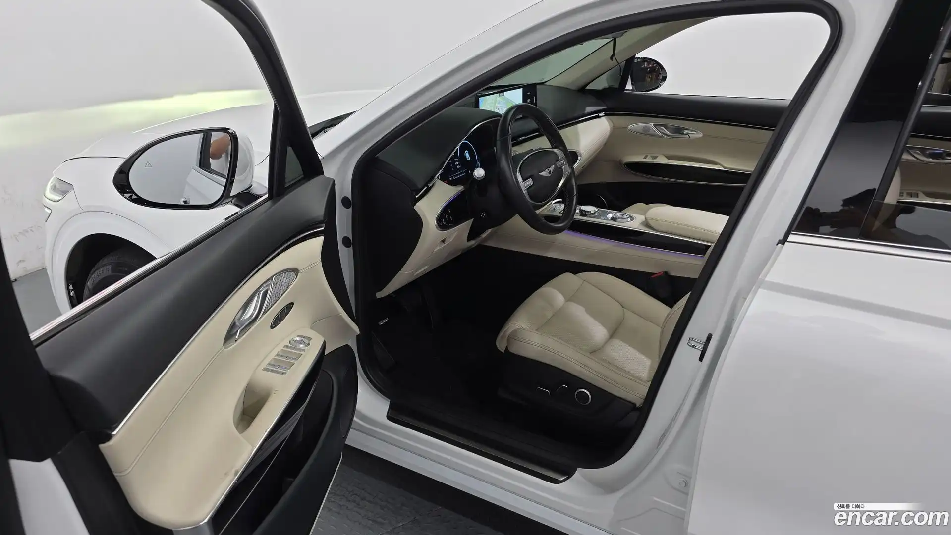 GV70 Genesis 2022.3-INNER-010