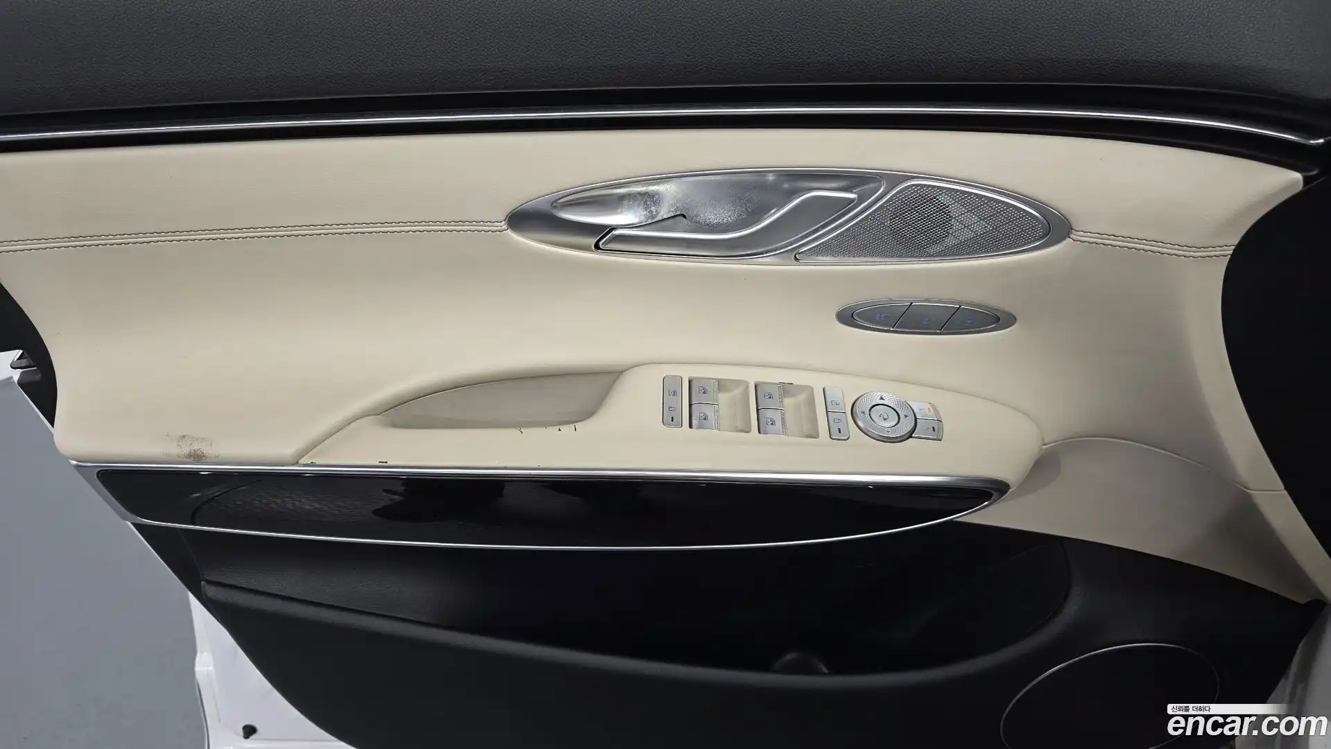 GV70 Genesis 2022.3-INNER-034