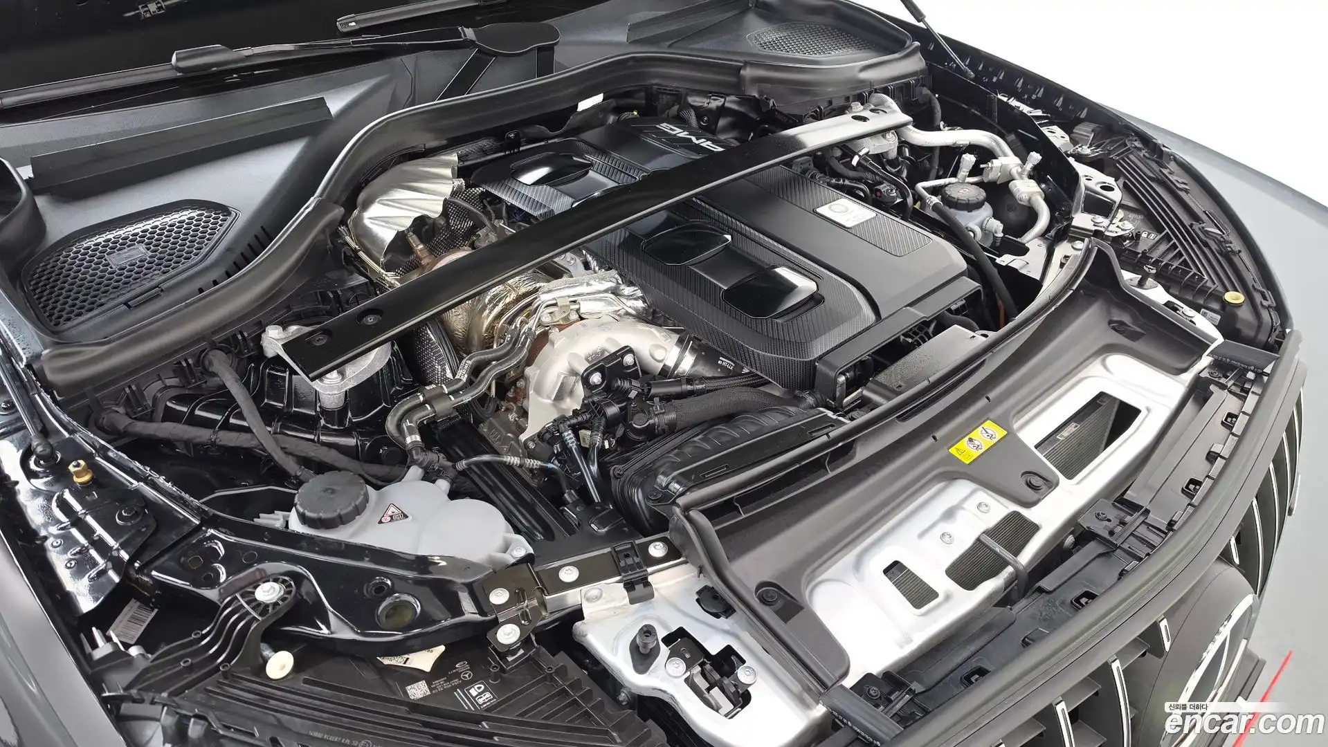 GLC-Class Mercedes-Benz 2025.8-OUTER-006