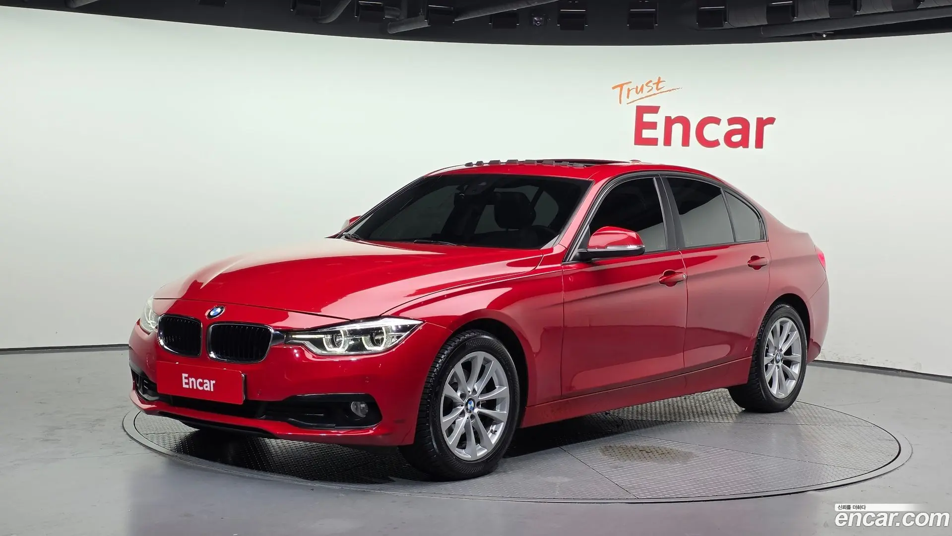 Main__Slider__Photo:3-Series BMW 2016.9-0