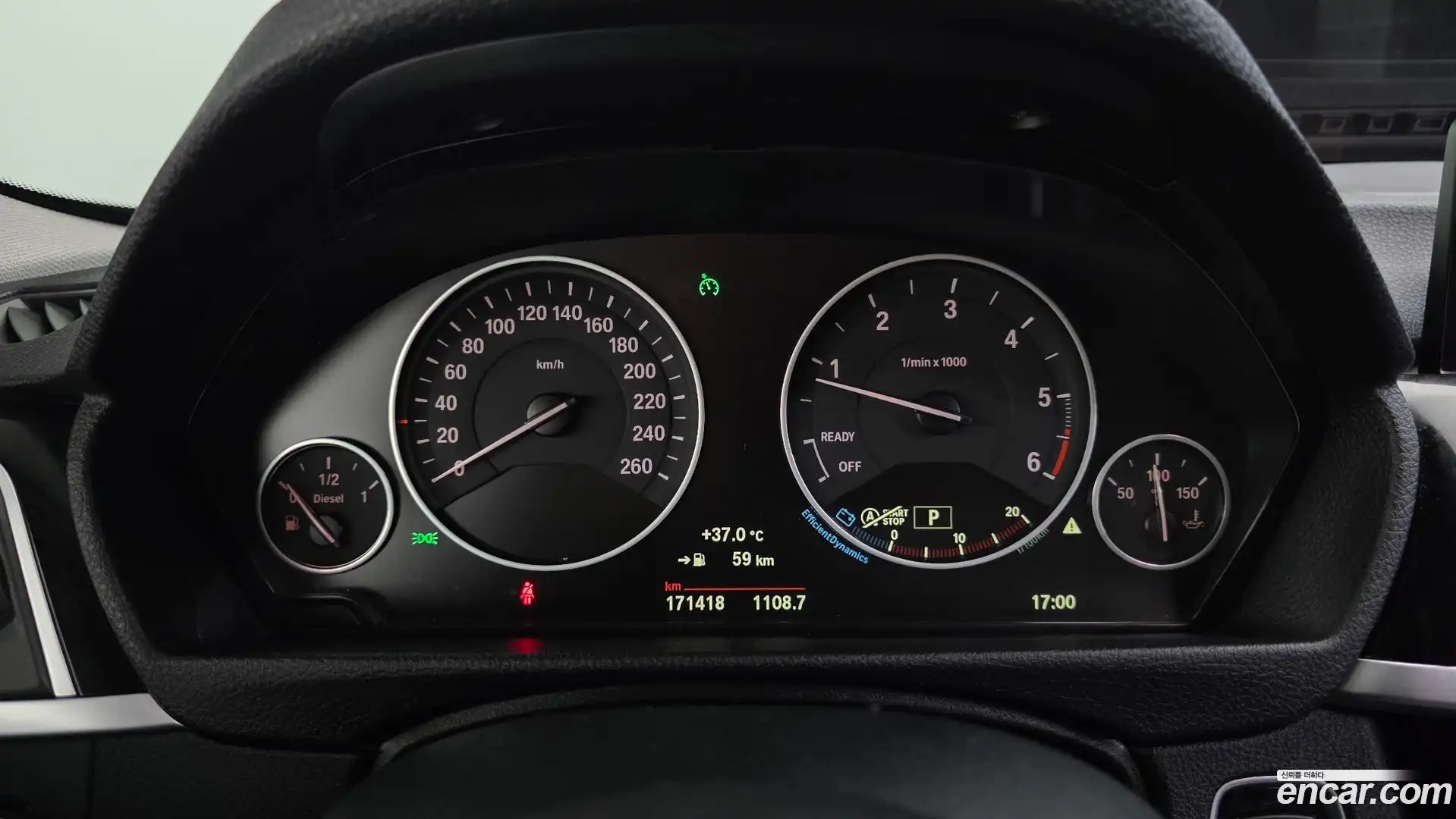 3-Series BMW 2016.9-INNER-008