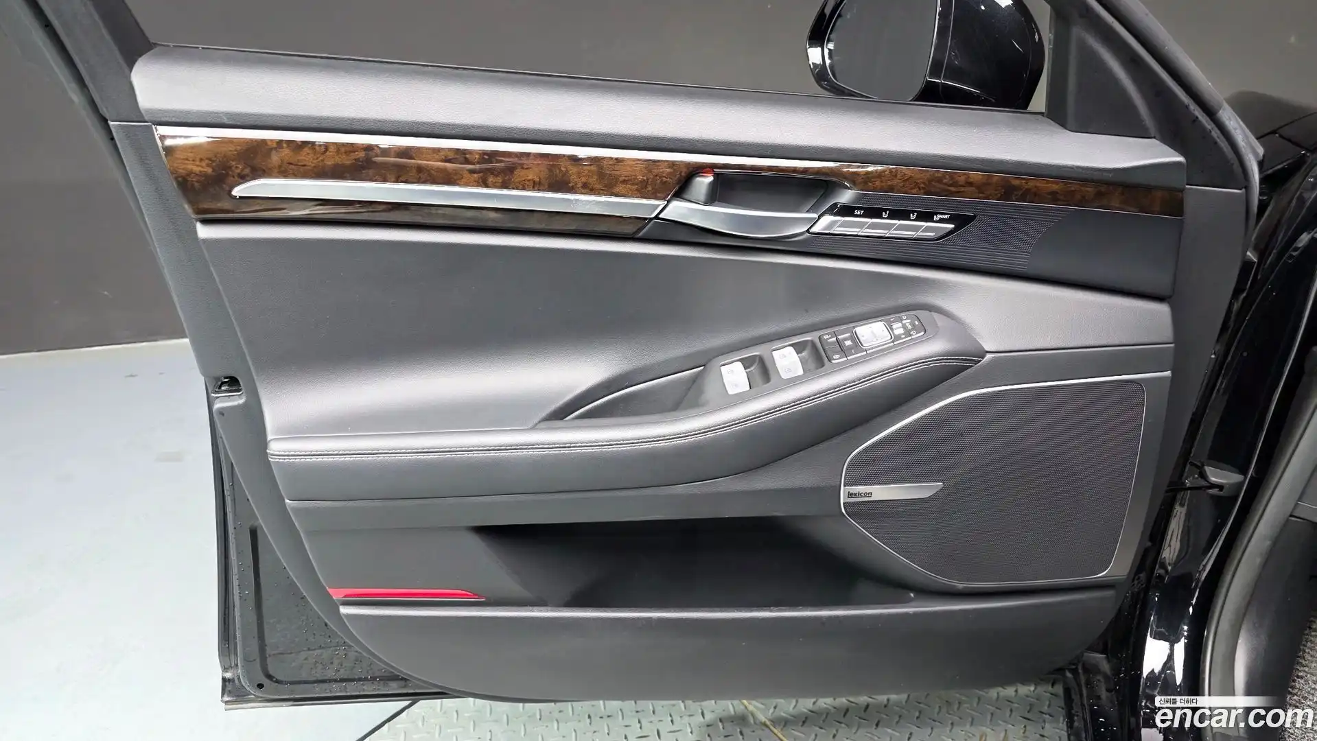 G90 Genesis 2020.4-INNER-034