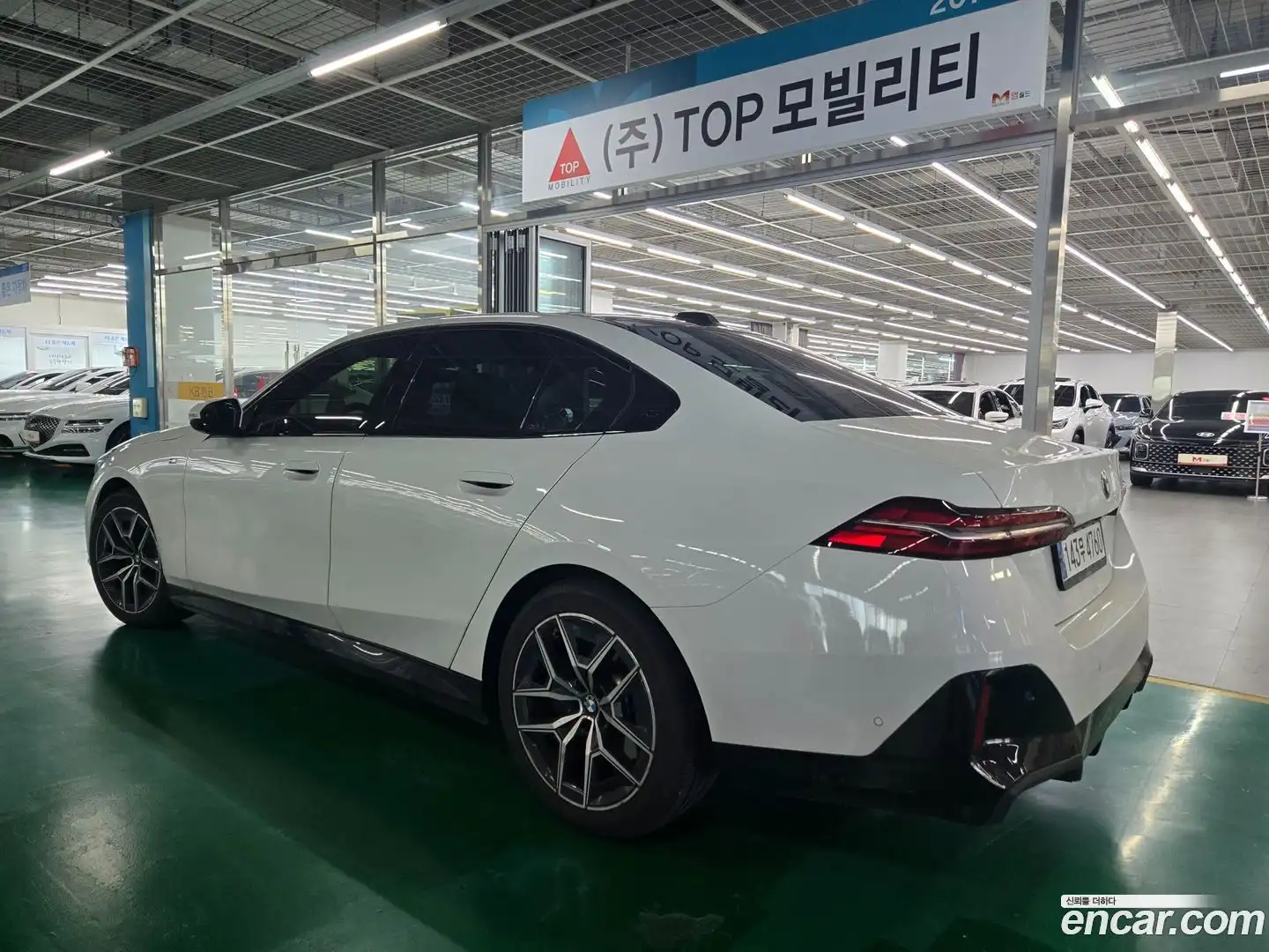 5-Series BMW 2023.11-OUTER-002