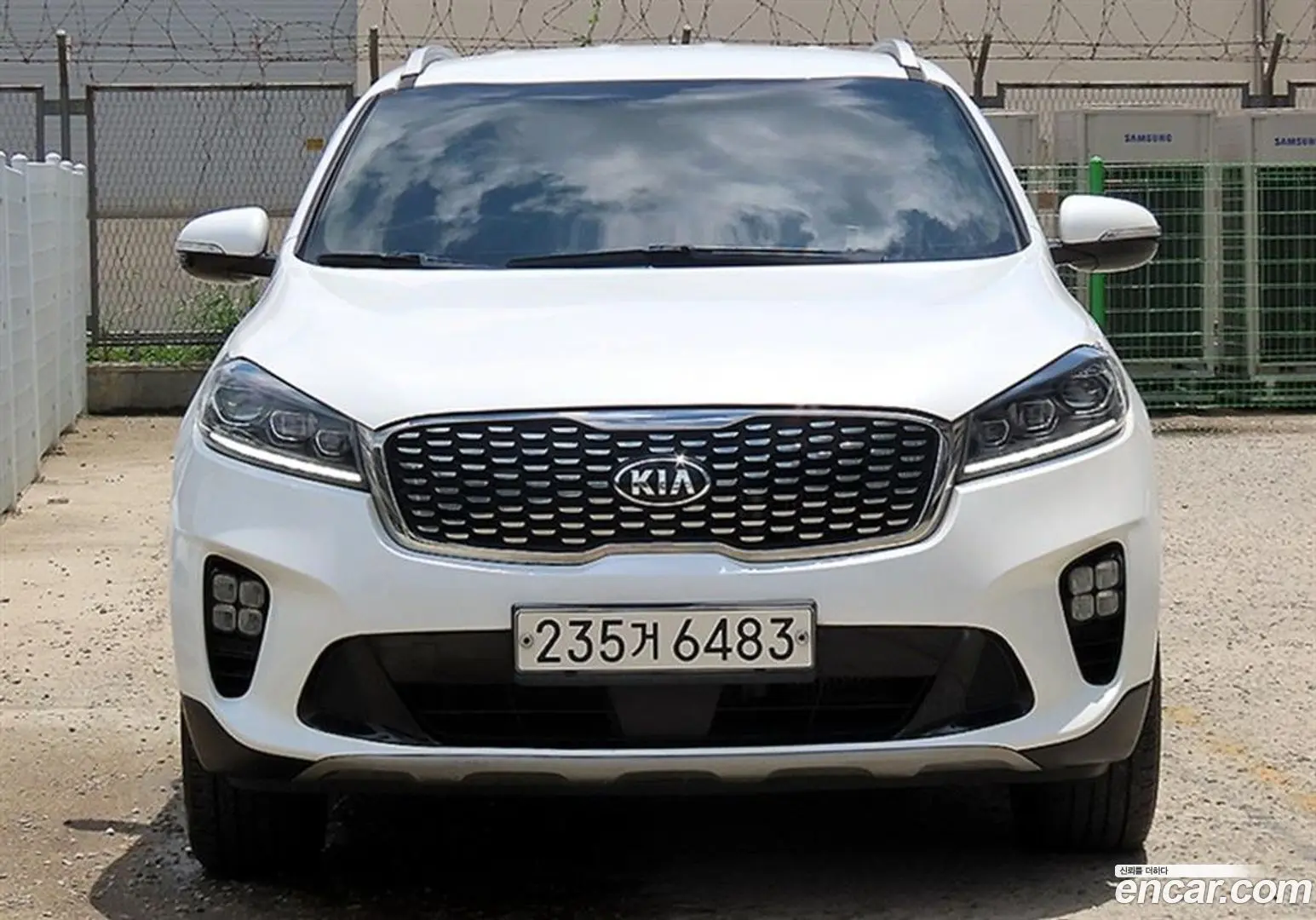 Main__Slider__Photo:Sorento Kia 2018.7-0