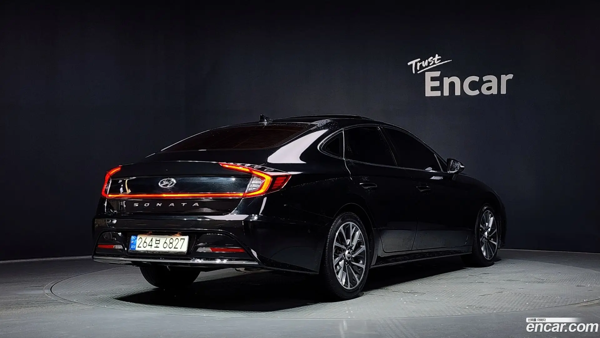 Main__Slider__Photo:Sonata Hyundai 2021.8-1