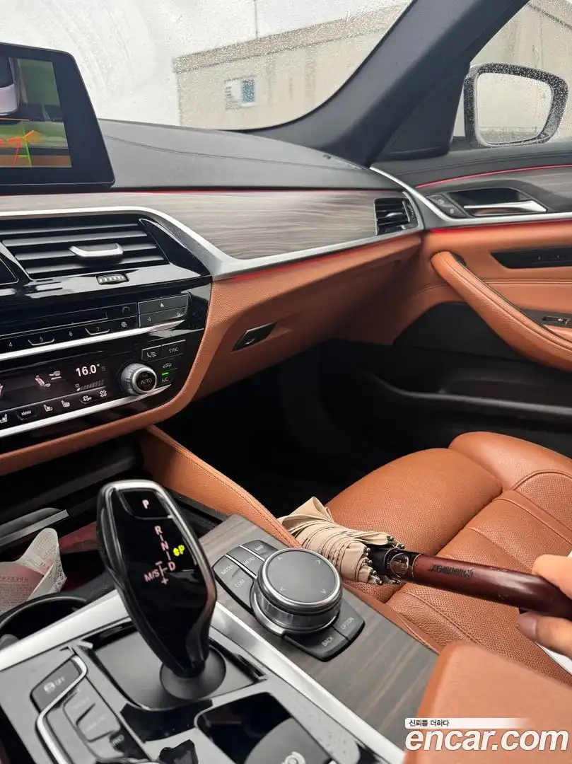 5-Series BMW 2017.8-INNER-009