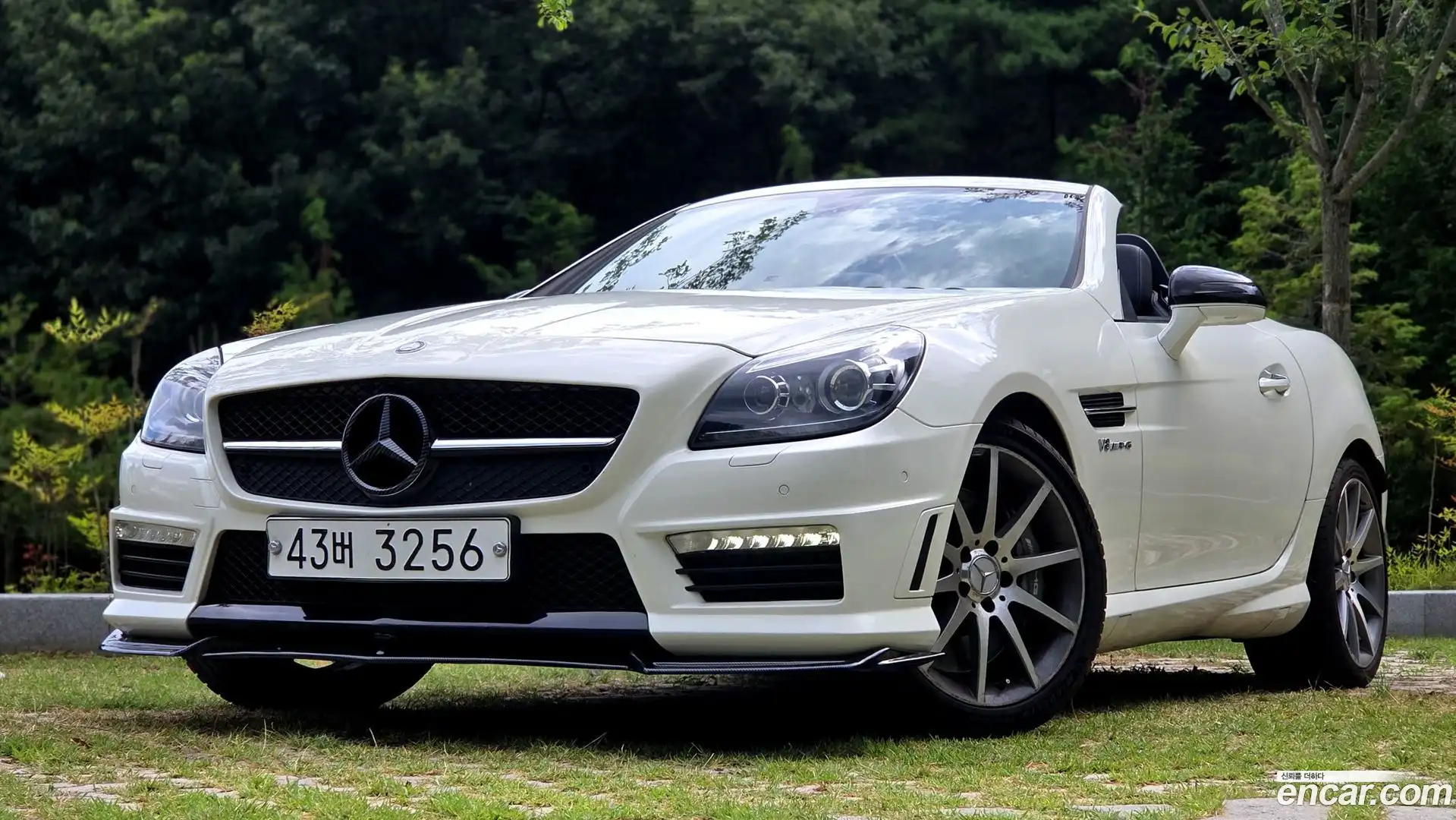 SLK-Class Mercedes-Benz 2012.6-OUTER-002