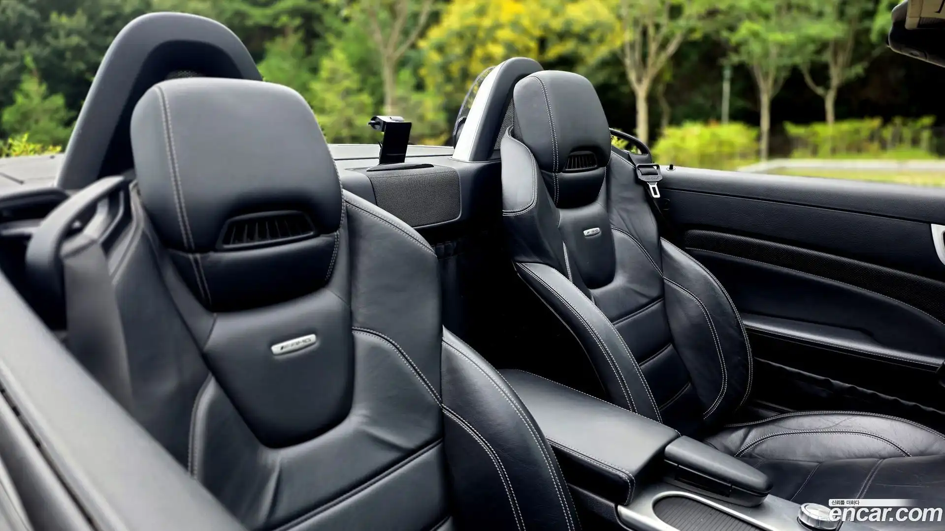 SLK-Class Mercedes-Benz 2012.6-INNER-007