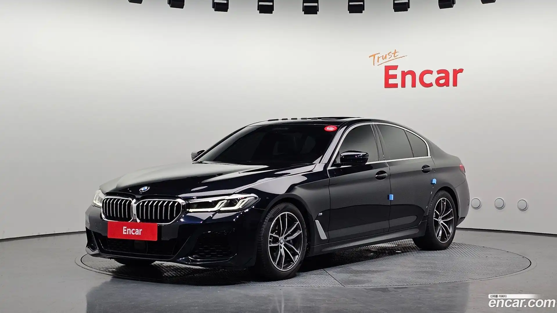 5-Series BMW 2022.10-OUTER-001