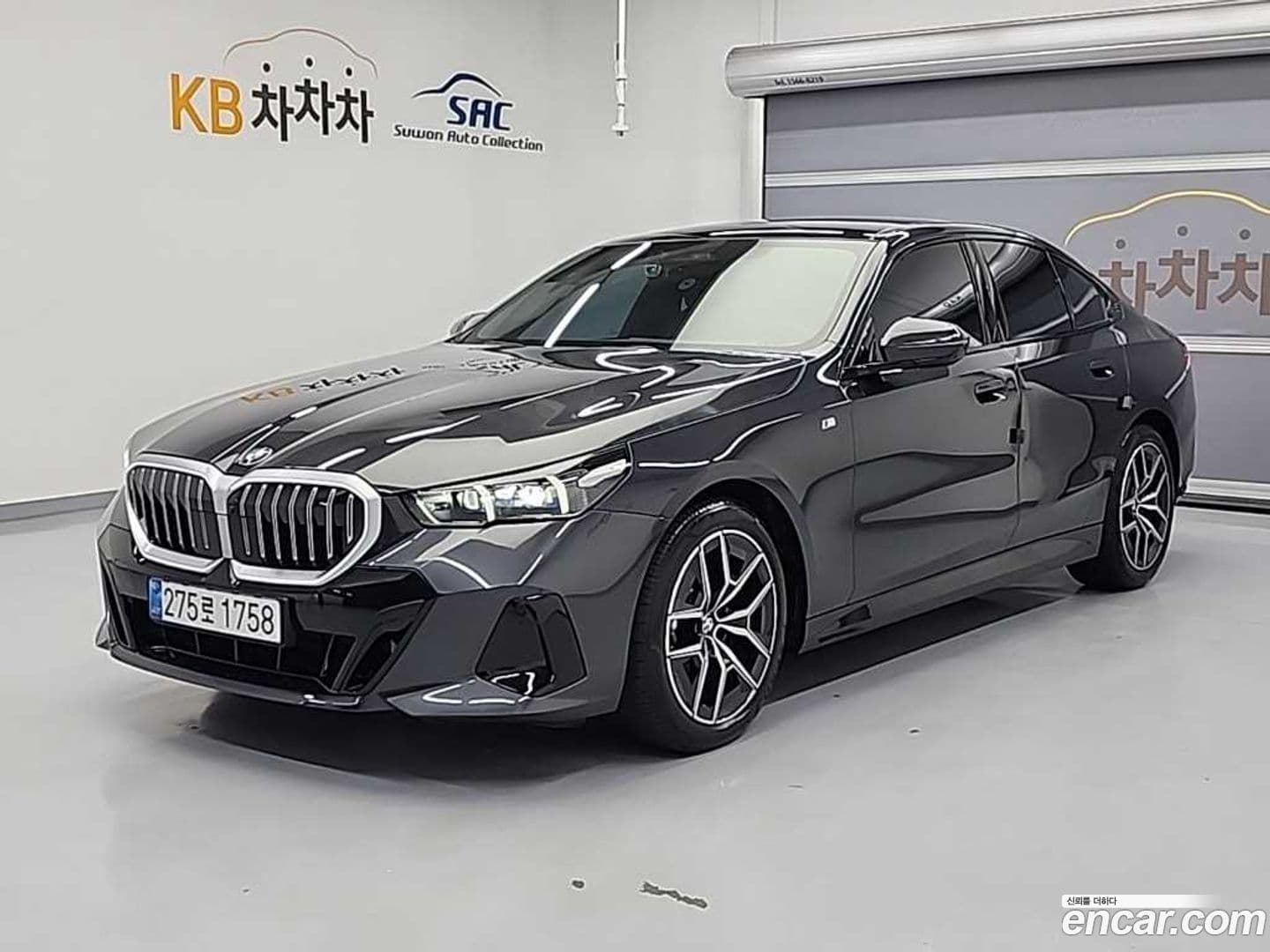 Main__Slider__Photo:5-Series BMW 2025.9-0