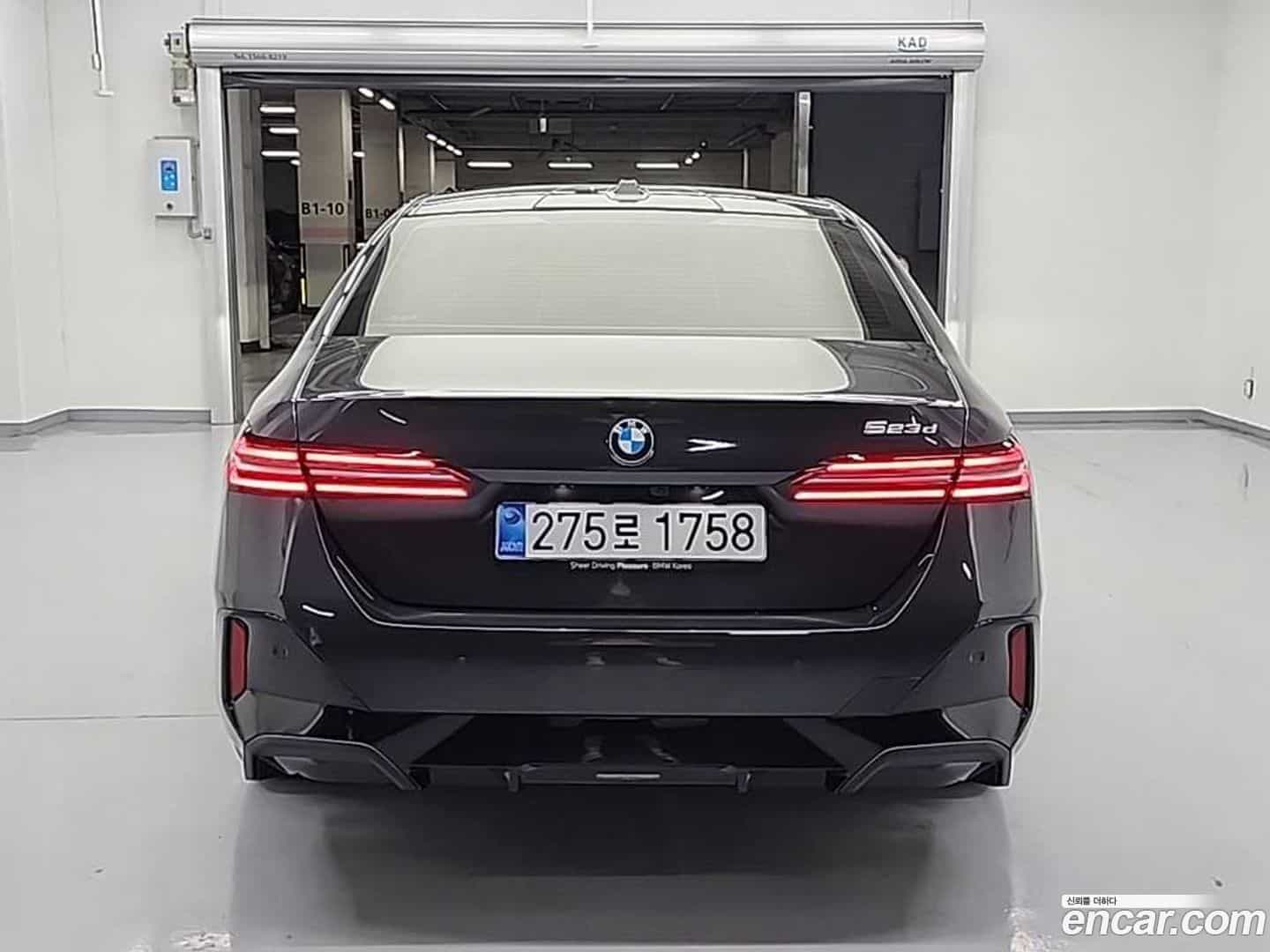 5-Series BMW 2025.9-OUTER-003