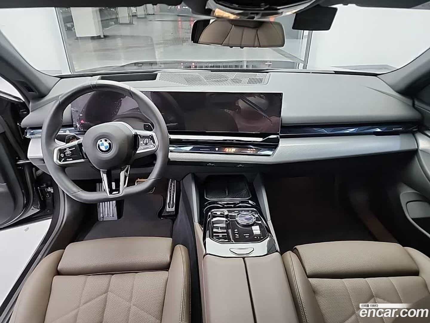 5-Series BMW 2025.9-INNER-007