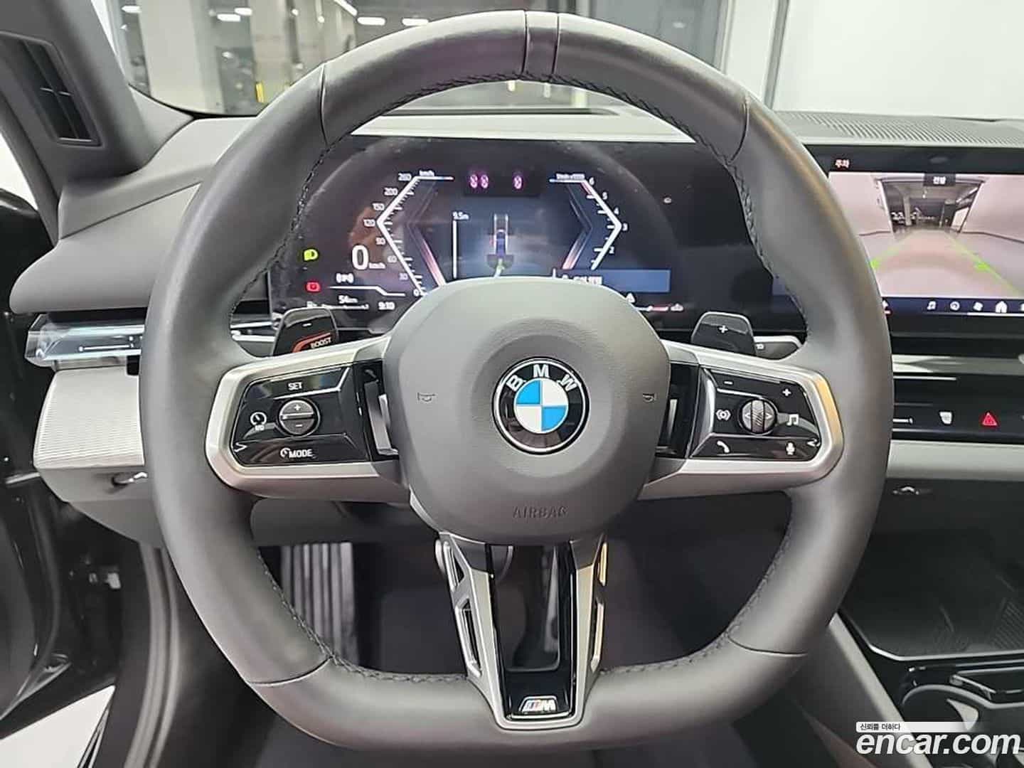 5-Series BMW 2025.9-INNER-009