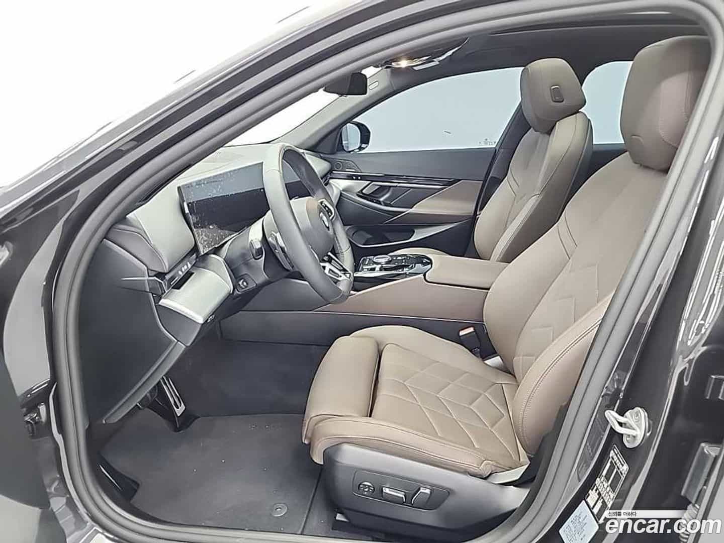 5-Series BMW 2025.9-OPTION-015
