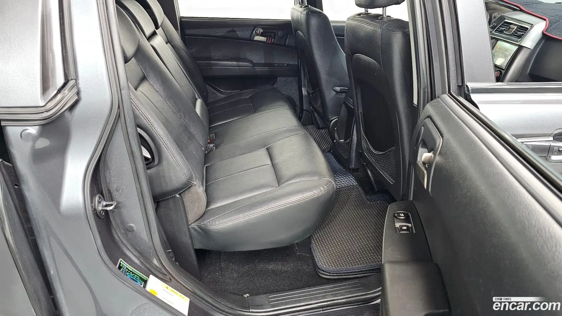 KORANDO KG Mobility 2017.9-OPTION-015