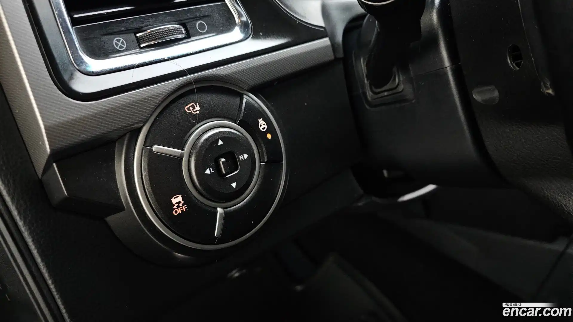 KORANDO KG Mobility 2017.9-OPTION-041