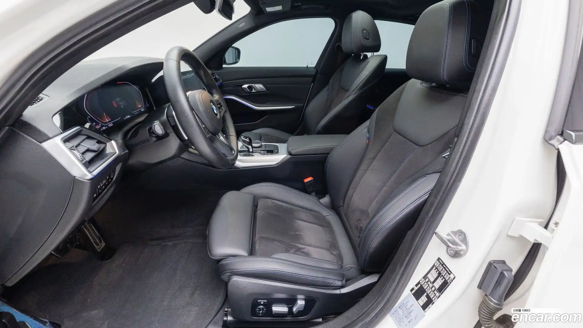 3-Series BMW 2022.4-OPTION-016