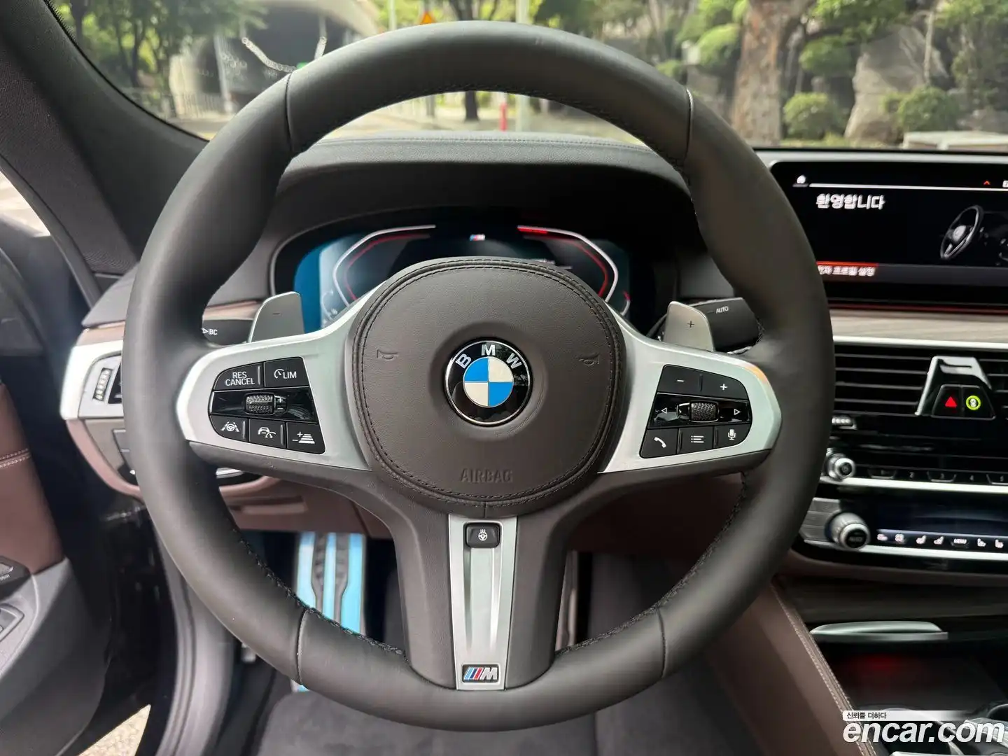 Gran Turismo BMW 2020.6-INNER-009